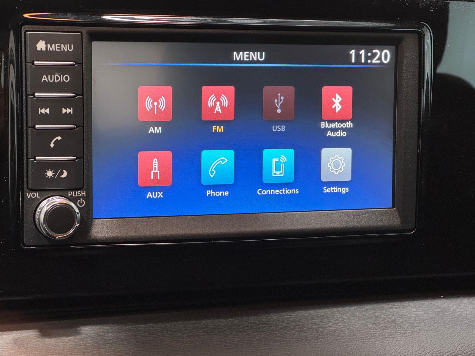 Thumbnail: 2025 Nissan Kicks - 4