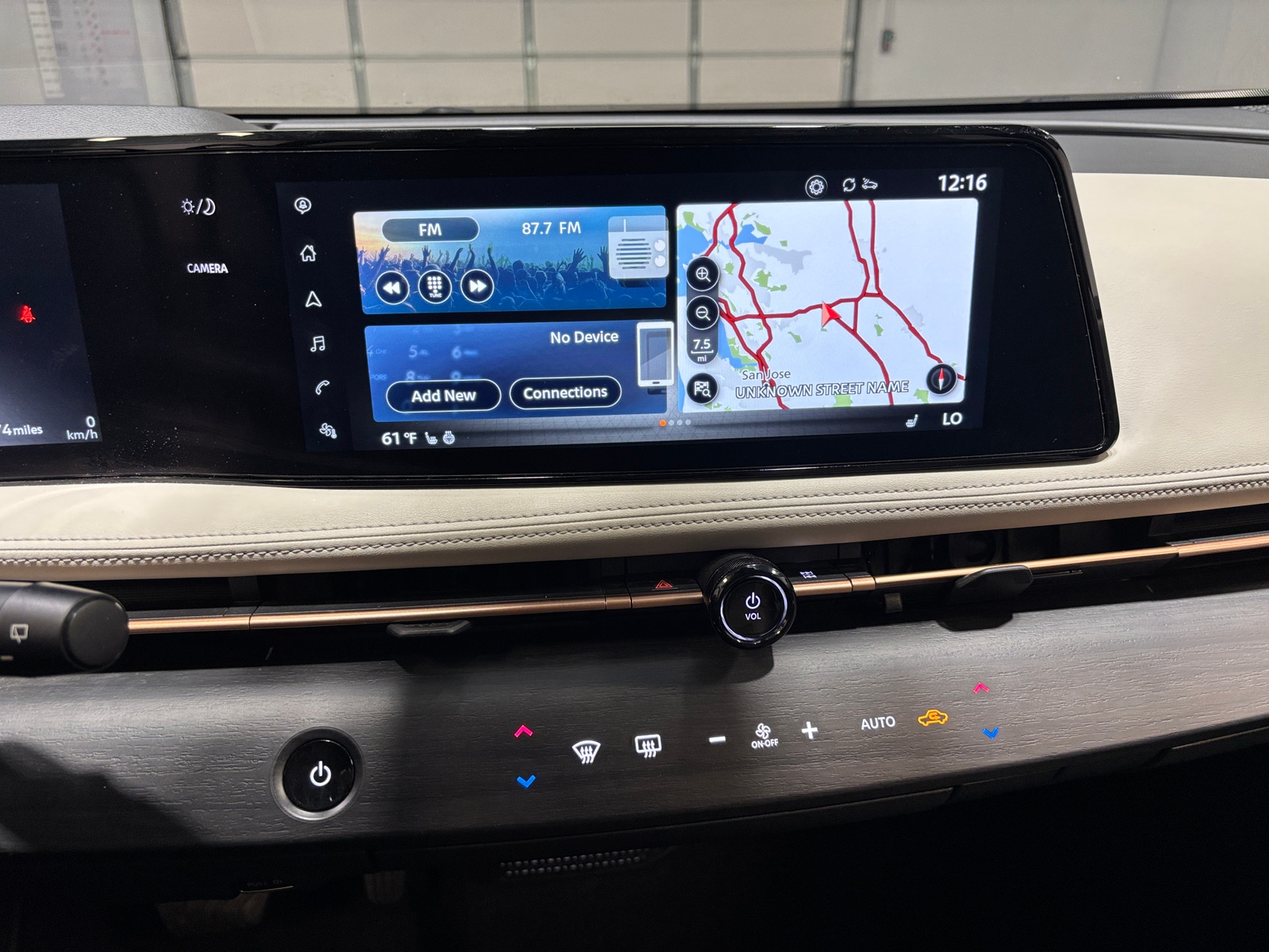 Thumbnail: 2024 Nissan Ariya - 3