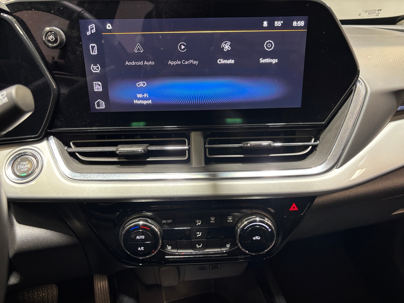 Thumbnail: 2025 Chevrolet Trax - 4