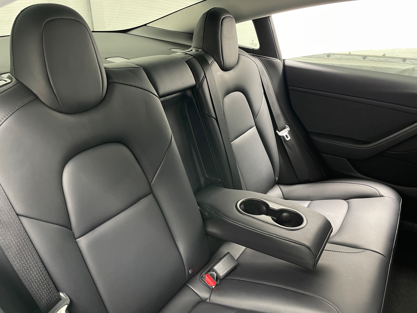 Thumbnail: 2022 Tesla Model 3 - 5