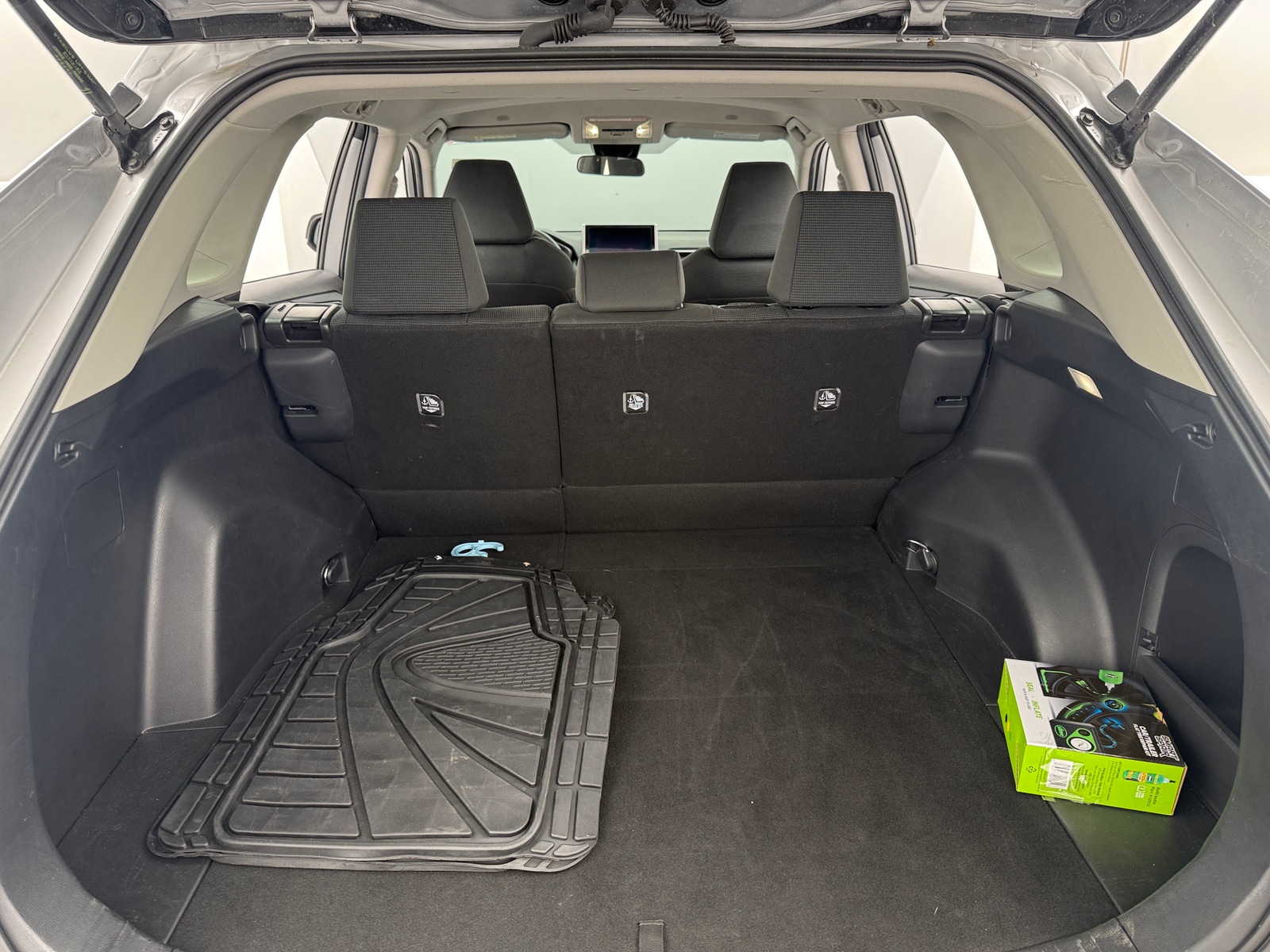 Thumbnail: 2025 Toyota RAV4 - 7