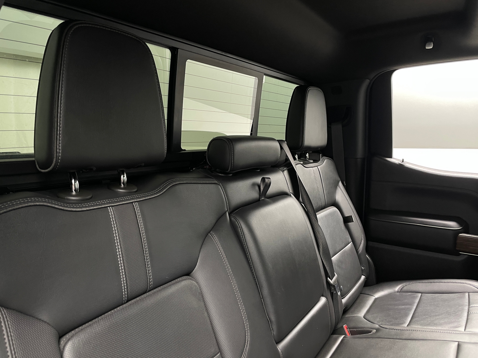 Thumbnail: 2022 Chevrolet Silverado 1500 - 5