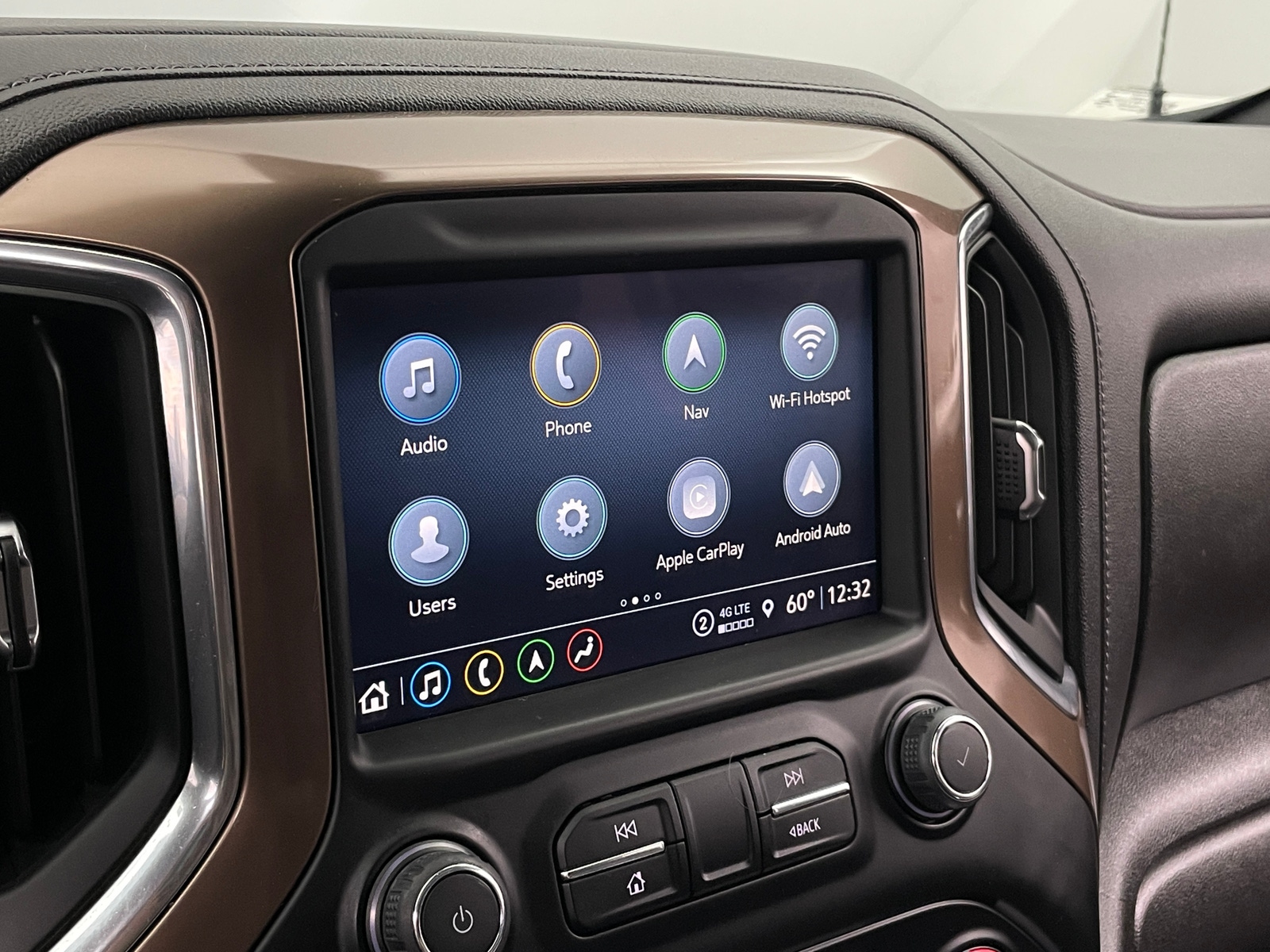 Thumbnail: 2022 Chevrolet Silverado 1500 - 3