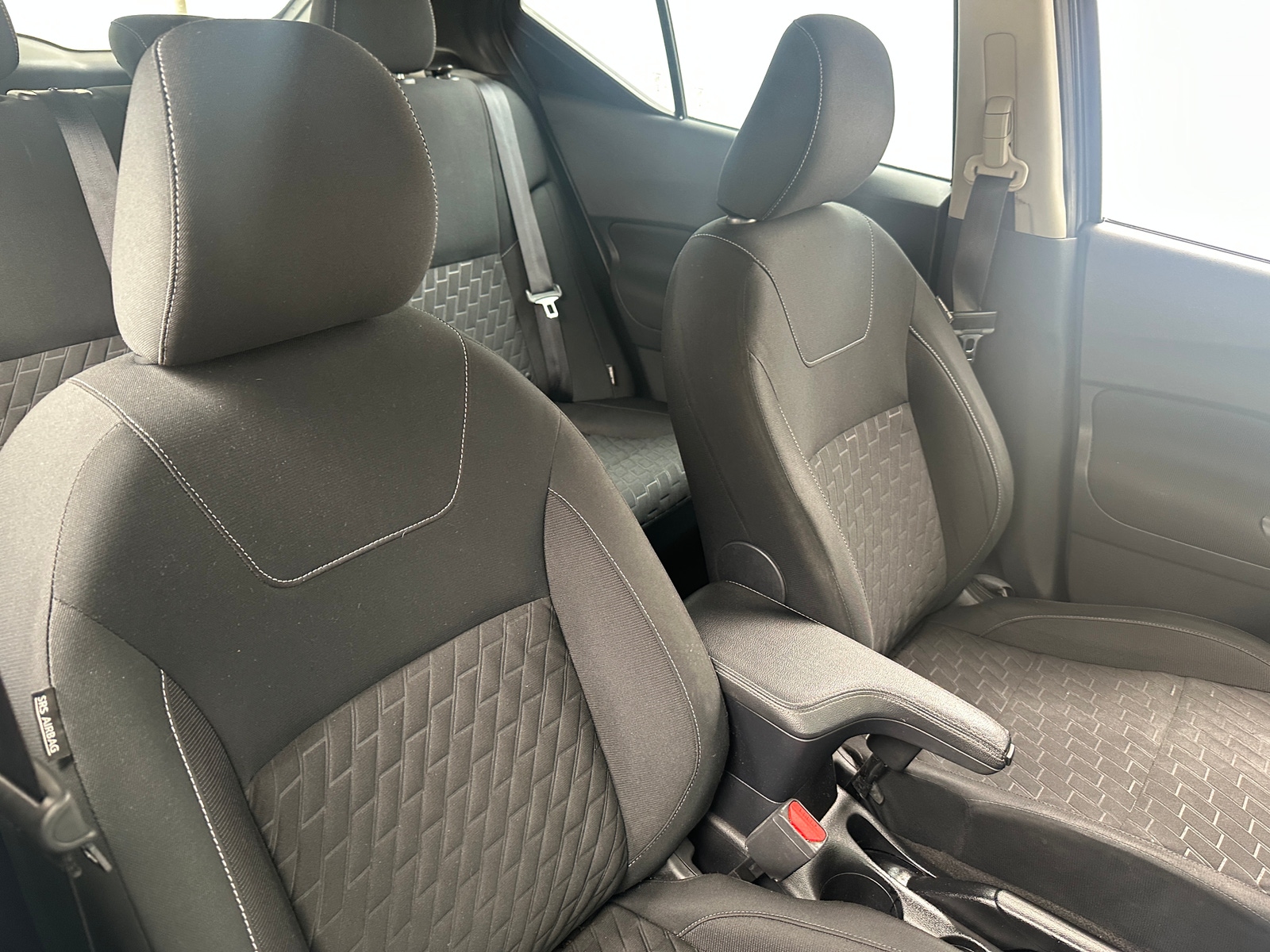 Thumbnail: 2021 Nissan Kicks - 2