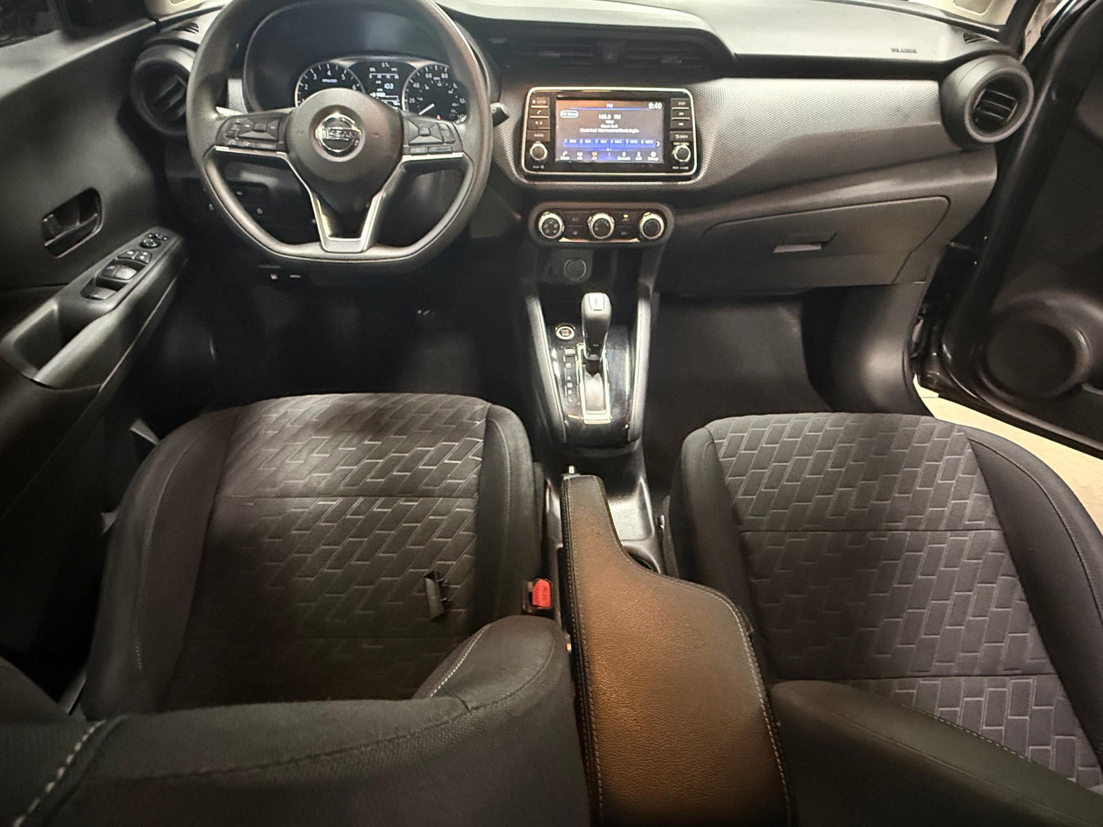 Thumbnail: 2021 Nissan Kicks - 3