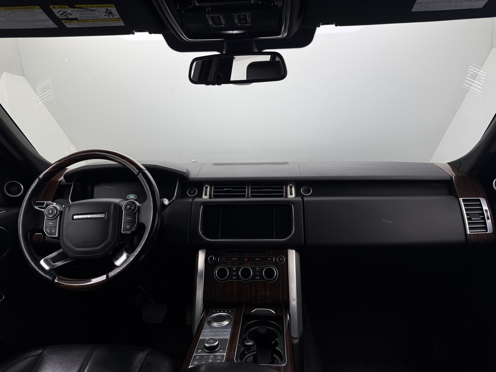 Thumbnail: 2016 Land Rover Range Rover - 2