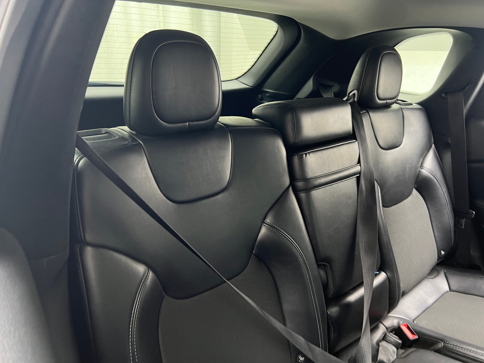 Thumbnail: 2019 Jeep Cherokee - 6