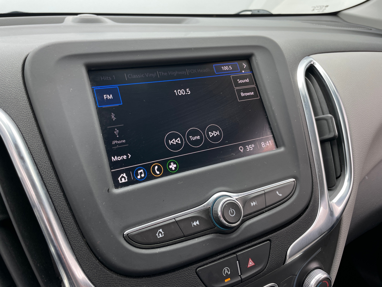 Thumbnail: 2024 Chevrolet Equinox - 4