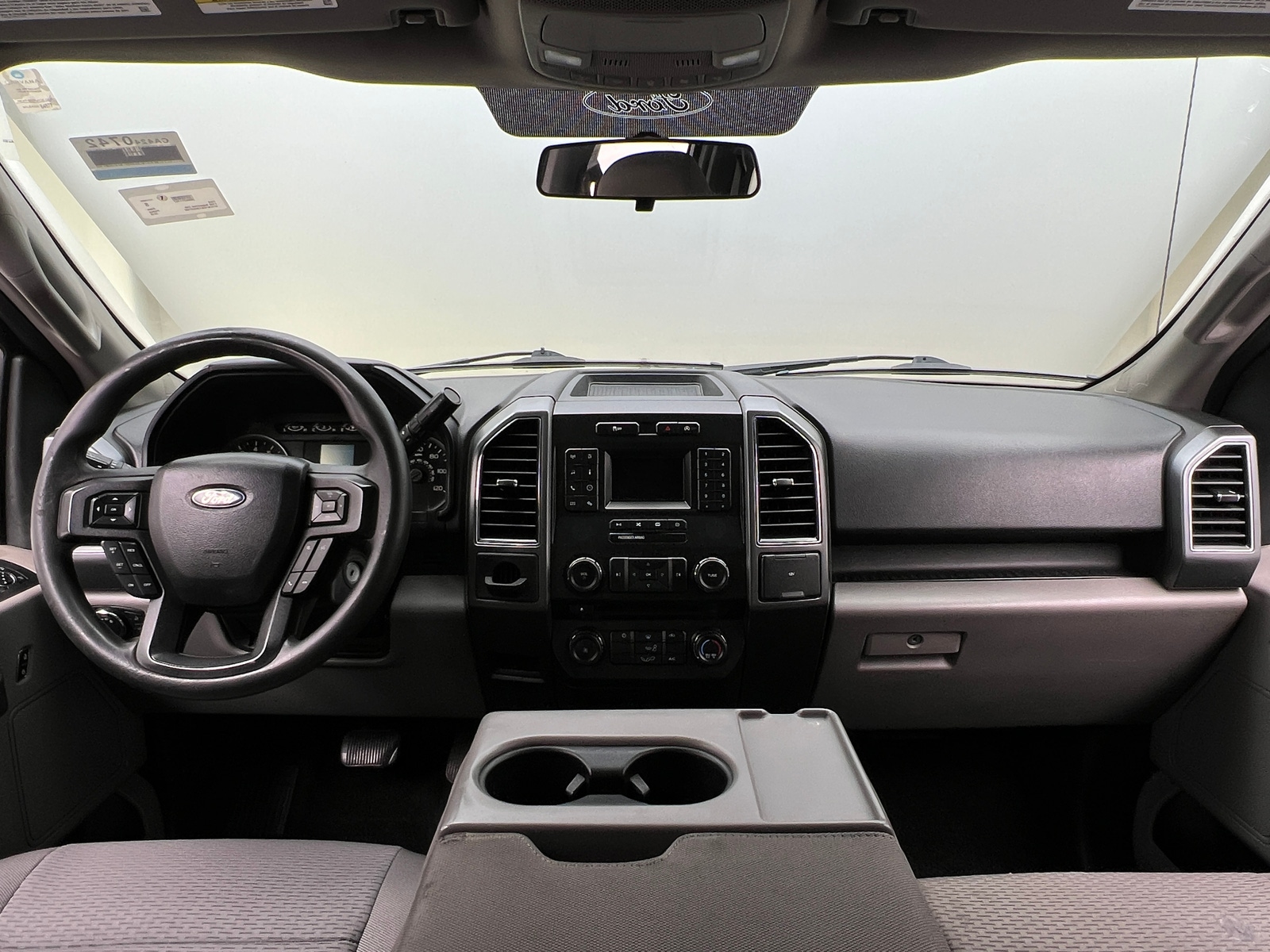 Thumbnail: 2018 Ford Econoline - 3