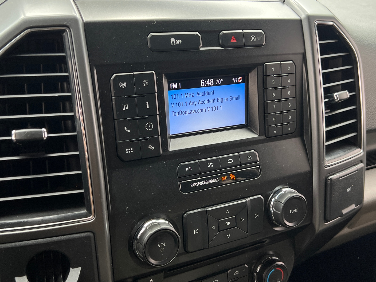 Thumbnail: 2018 Ford Econoline - 4