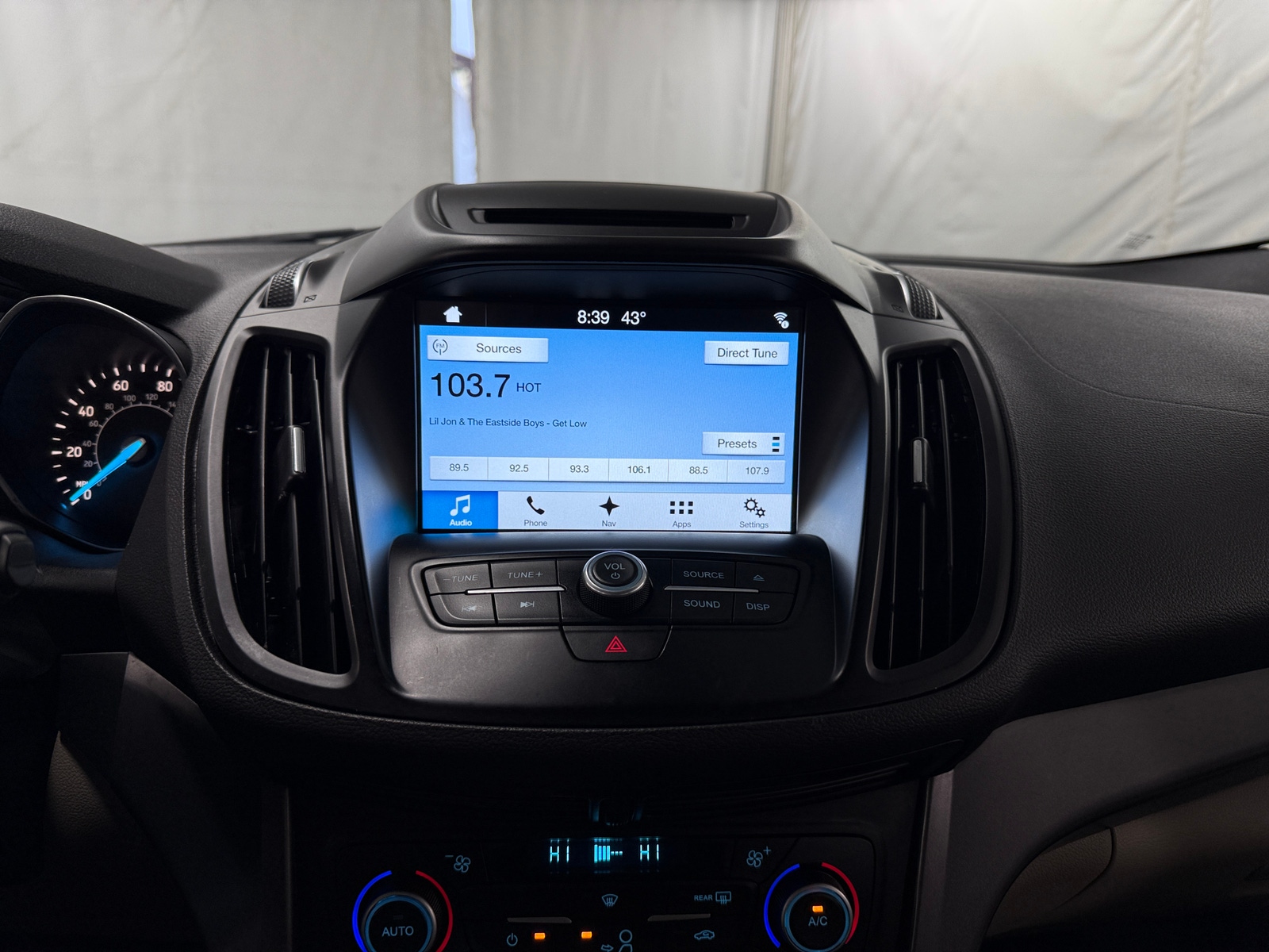 Thumbnail: 2018 Ford Escape - 3