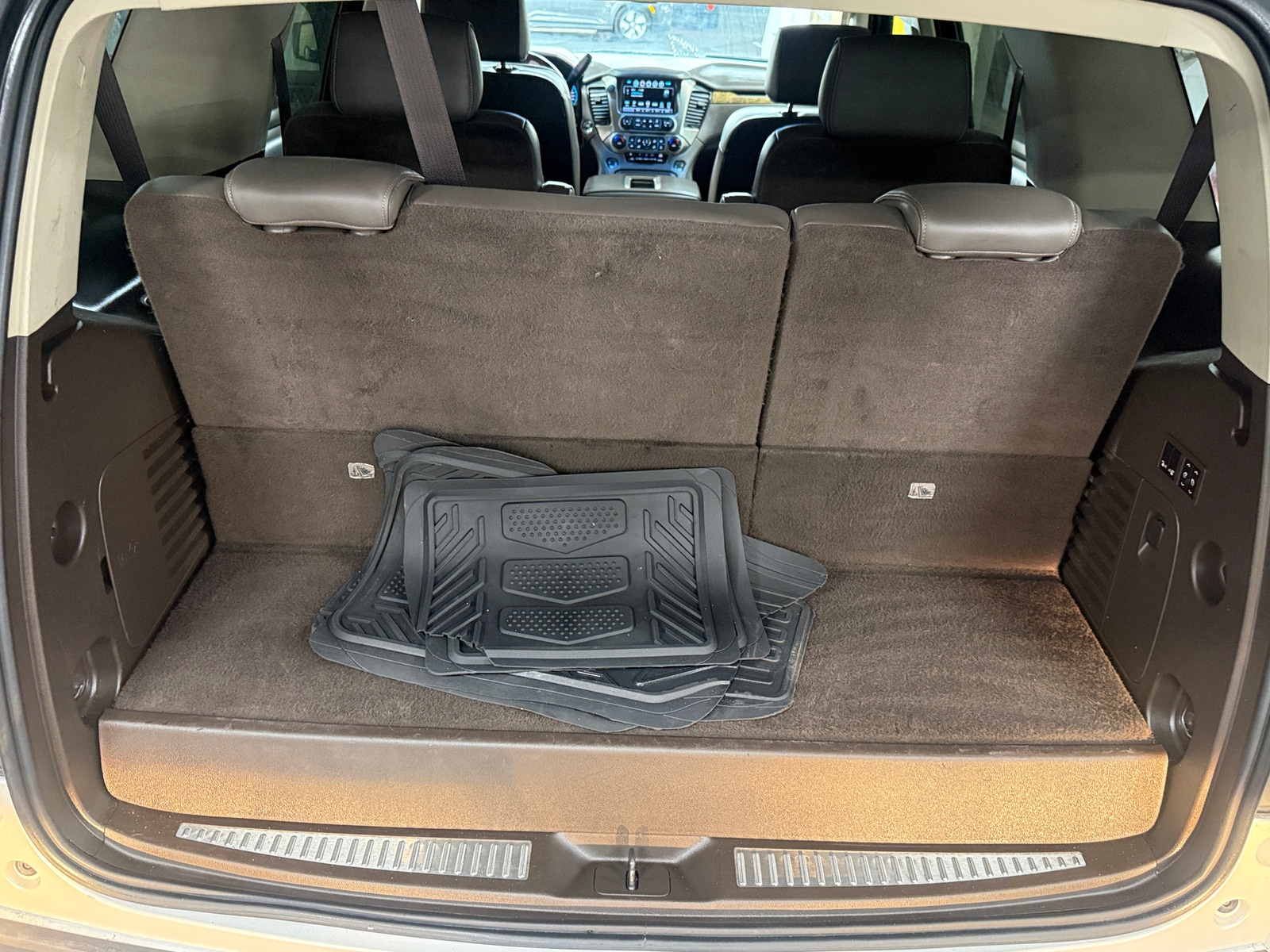 Thumbnail: 2017 GMC Yukon - 6