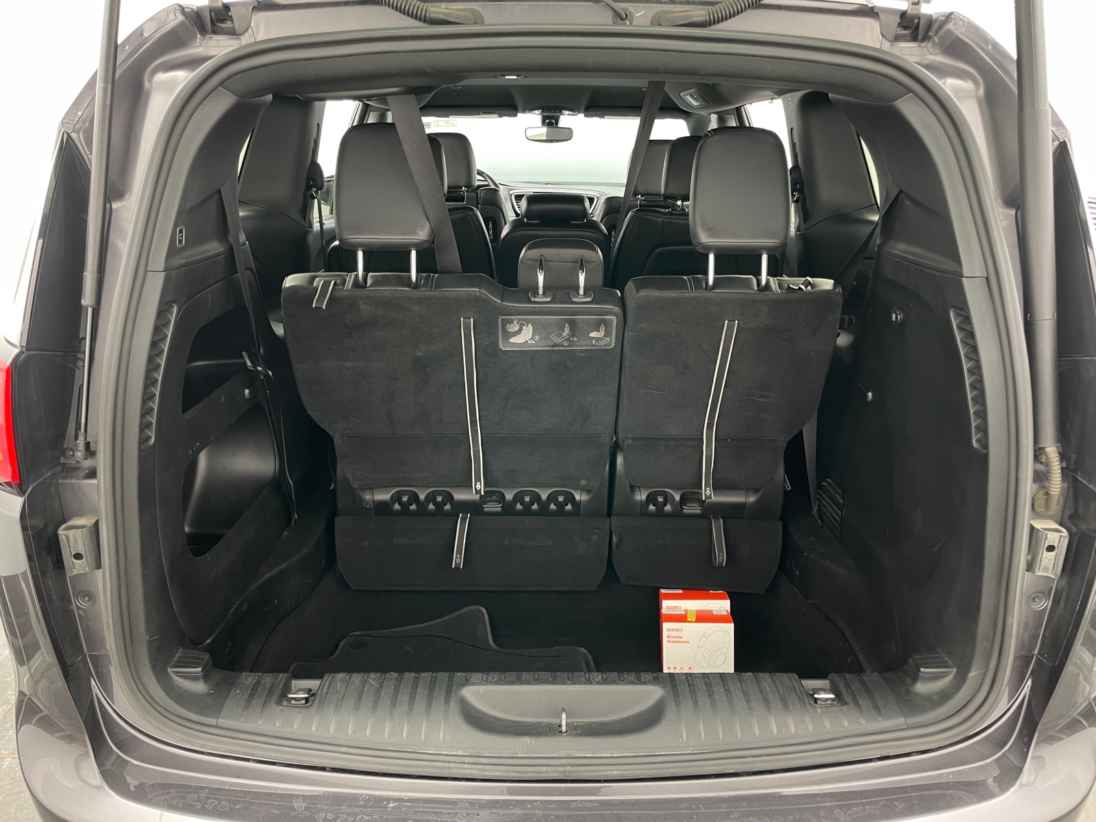 Thumbnail: 2019 Chrysler Pacifica - 6