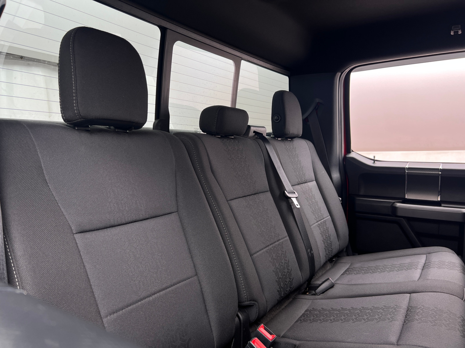 Thumbnail: 2019 Ford Econoline - 6