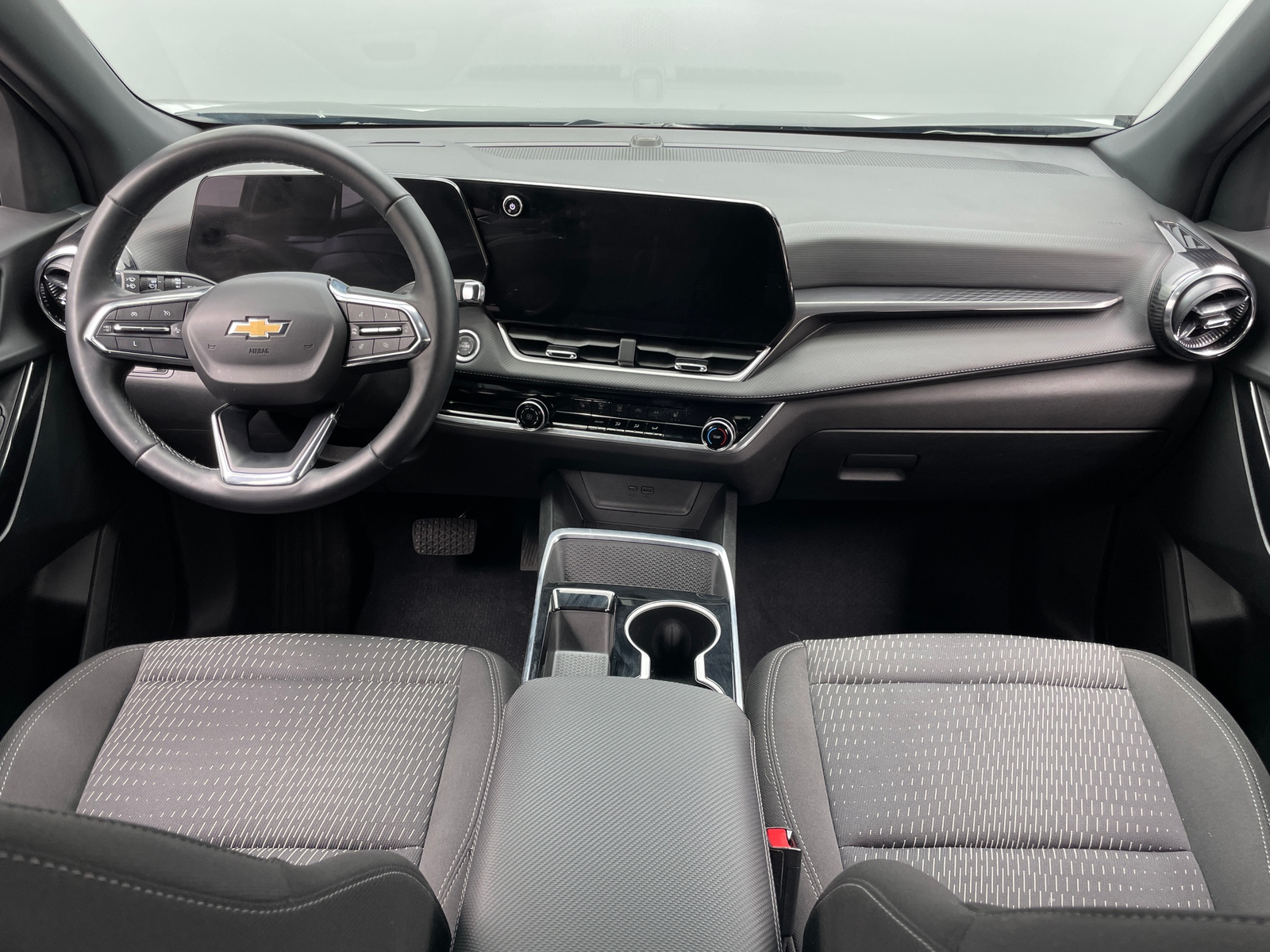 Thumbnail: 2025 Chevrolet Equinox - 3