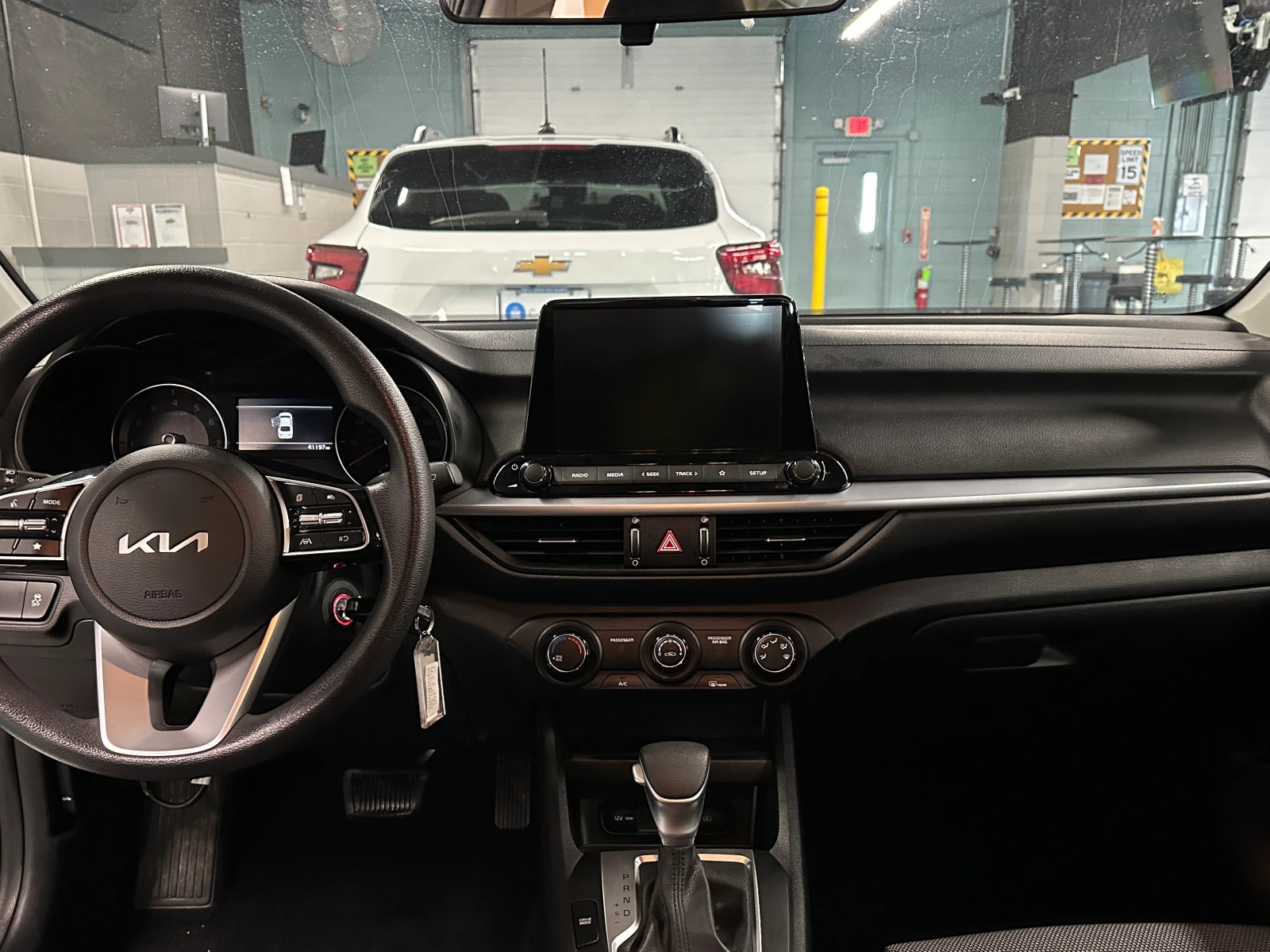 Thumbnail: 2024 Kia Forte - 3