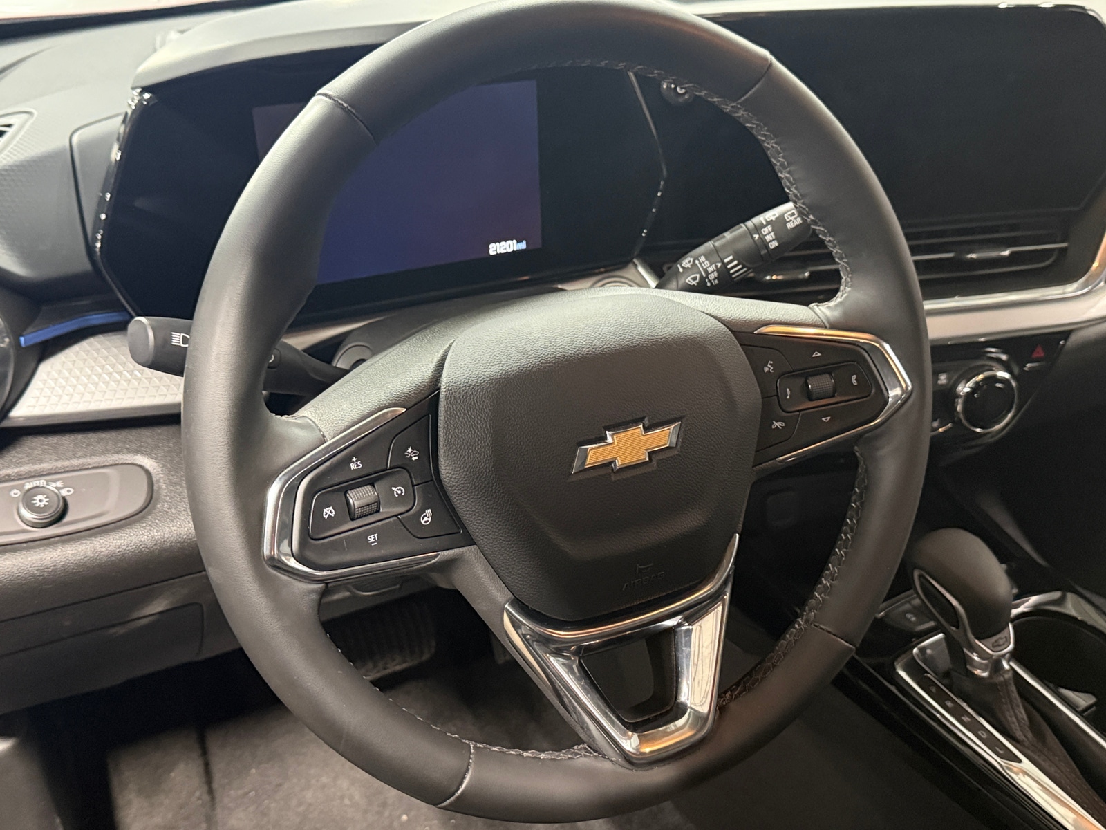 Thumbnail: 2025 Chevrolet Trax - 5