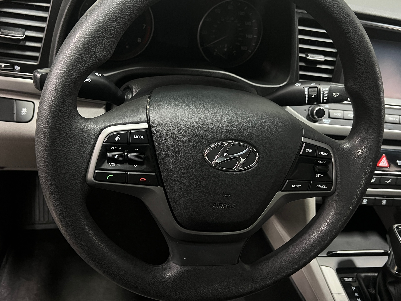 Thumbnail: 2018 Hyundai Elantra - 5