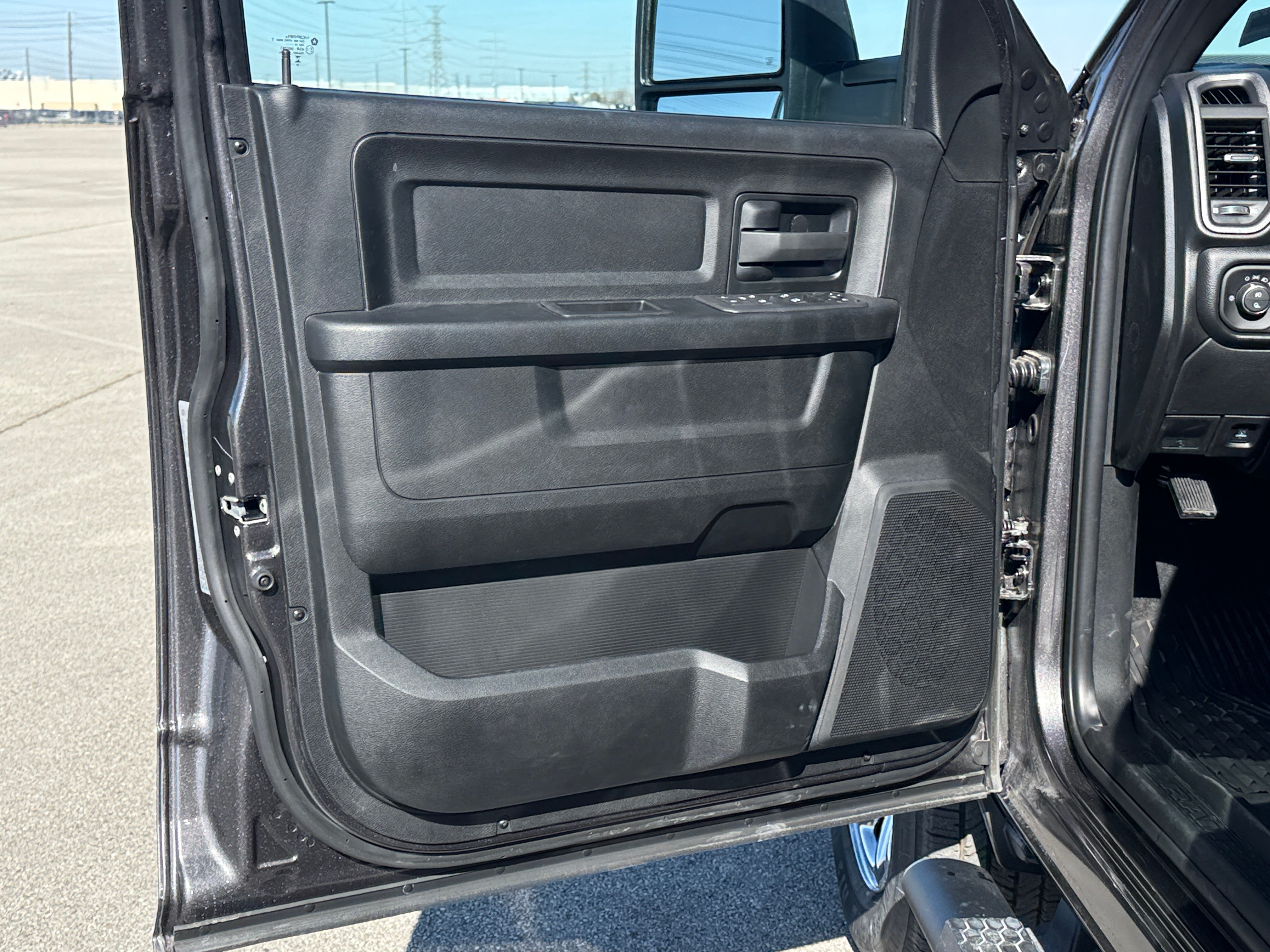 2026 RAM 2500 Tradesman - Photo 6