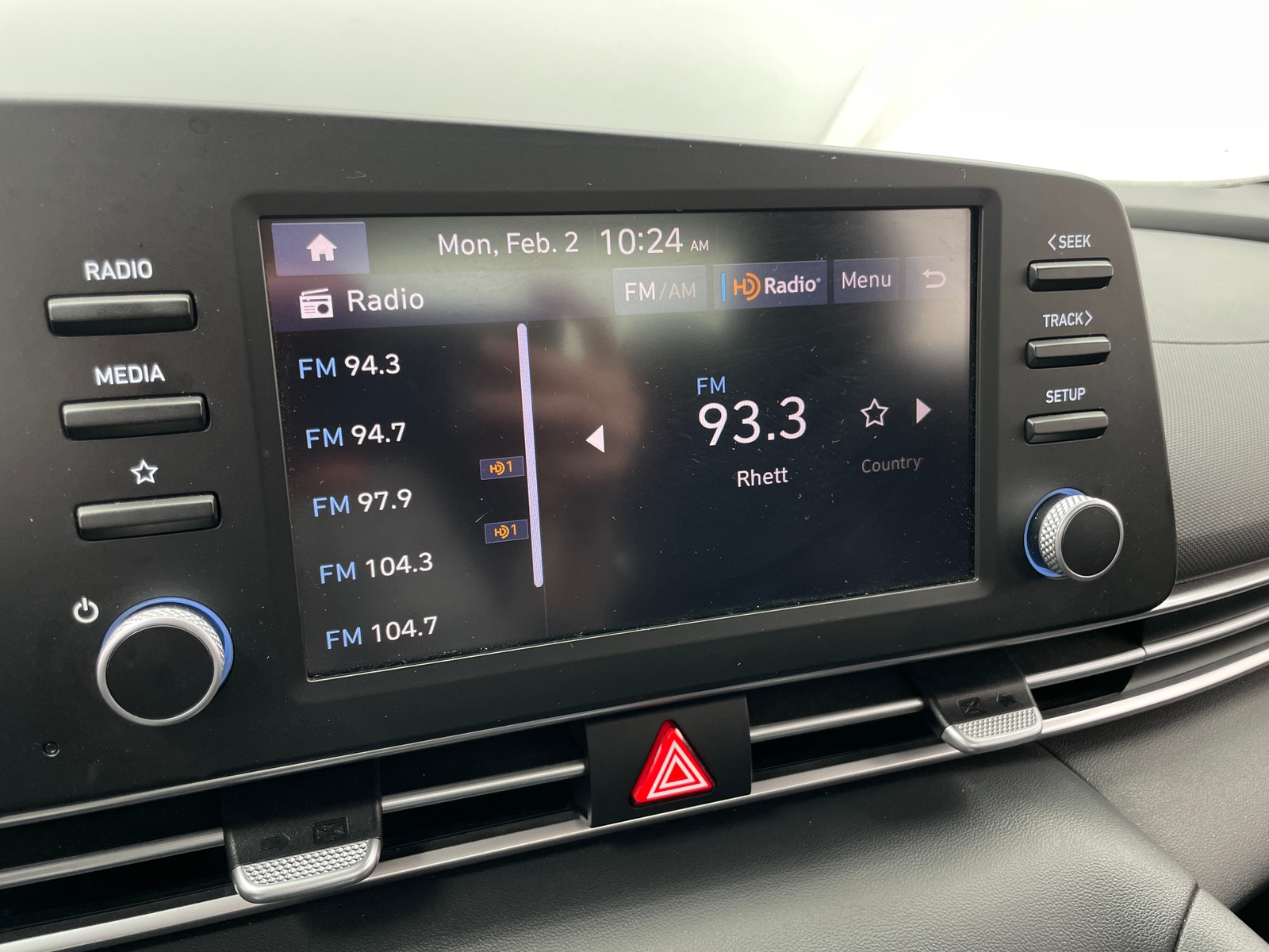 Thumbnail: 2024 Hyundai Elantra - 4