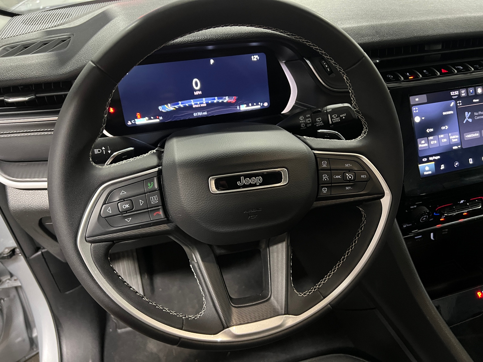 Thumbnail: 2023 Jeep Grand Cherokee - 5