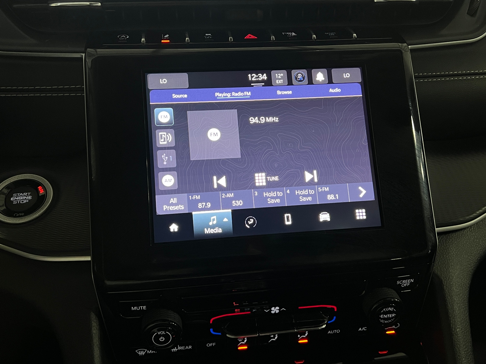 Thumbnail: 2023 Jeep Grand Cherokee - 4