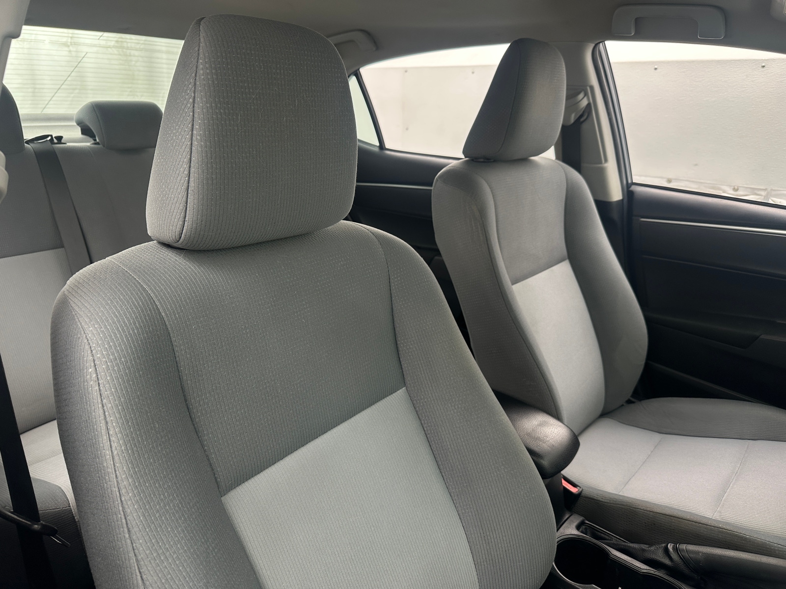 Thumbnail: 2016 Toyota Corolla - 2