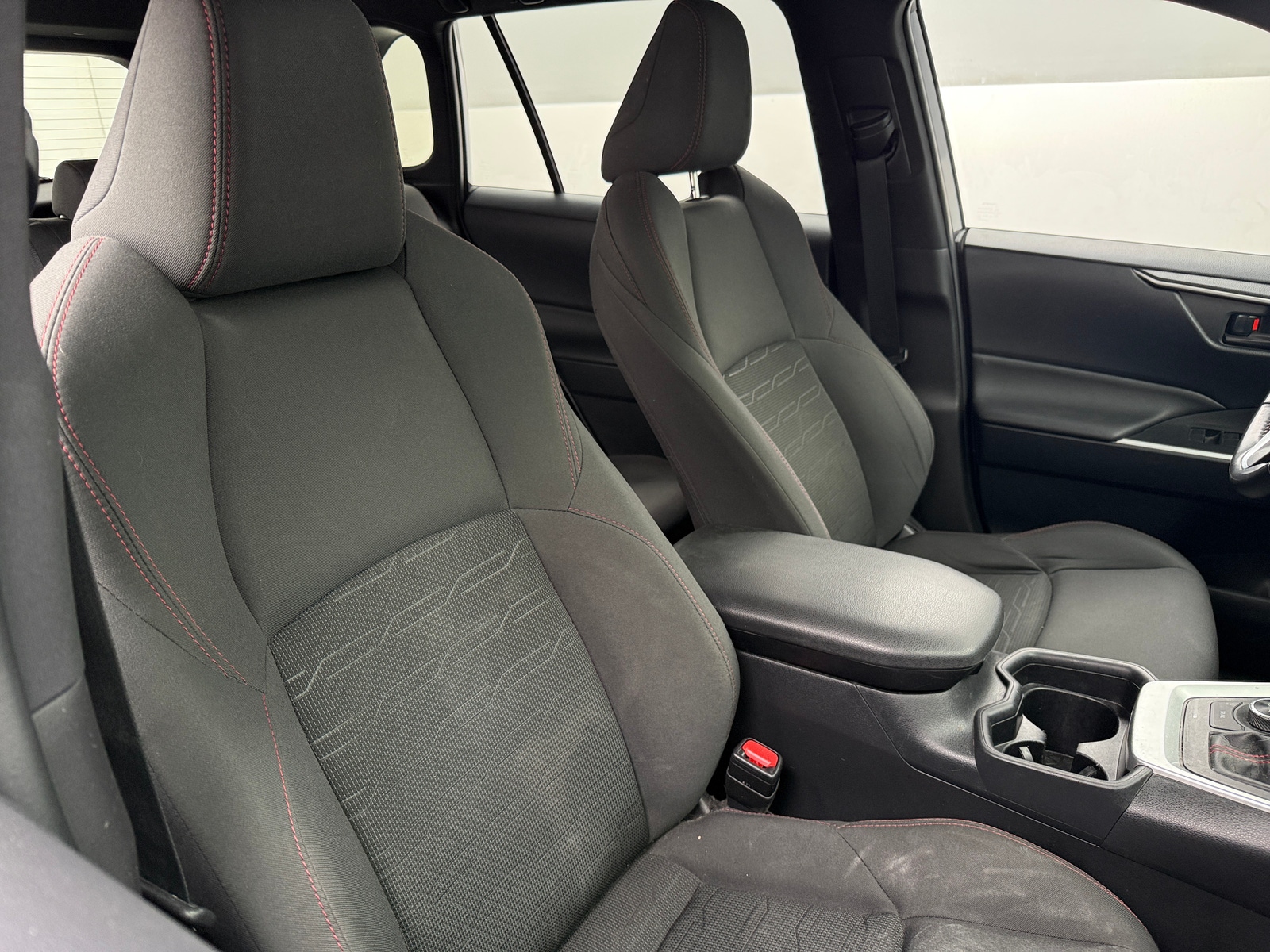 Thumbnail: 2021 Toyota RAV4 - 2