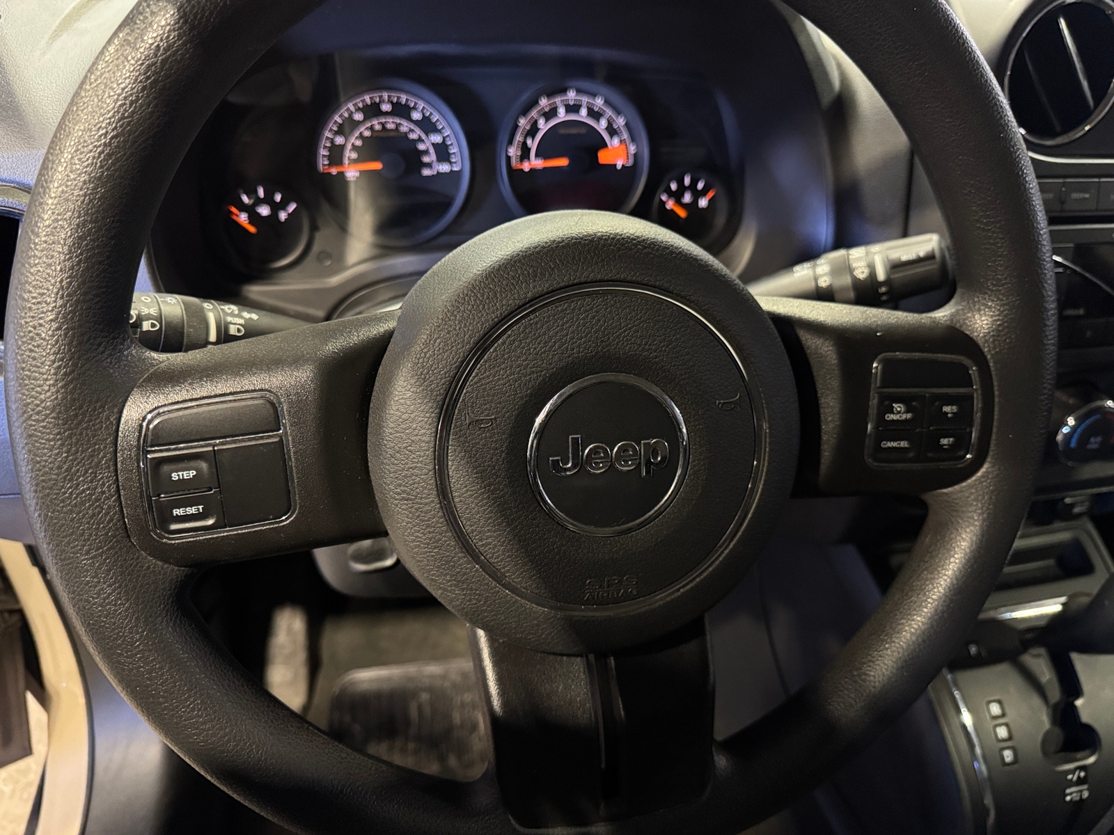 Thumbnail: 2017 Jeep Patriot - 5