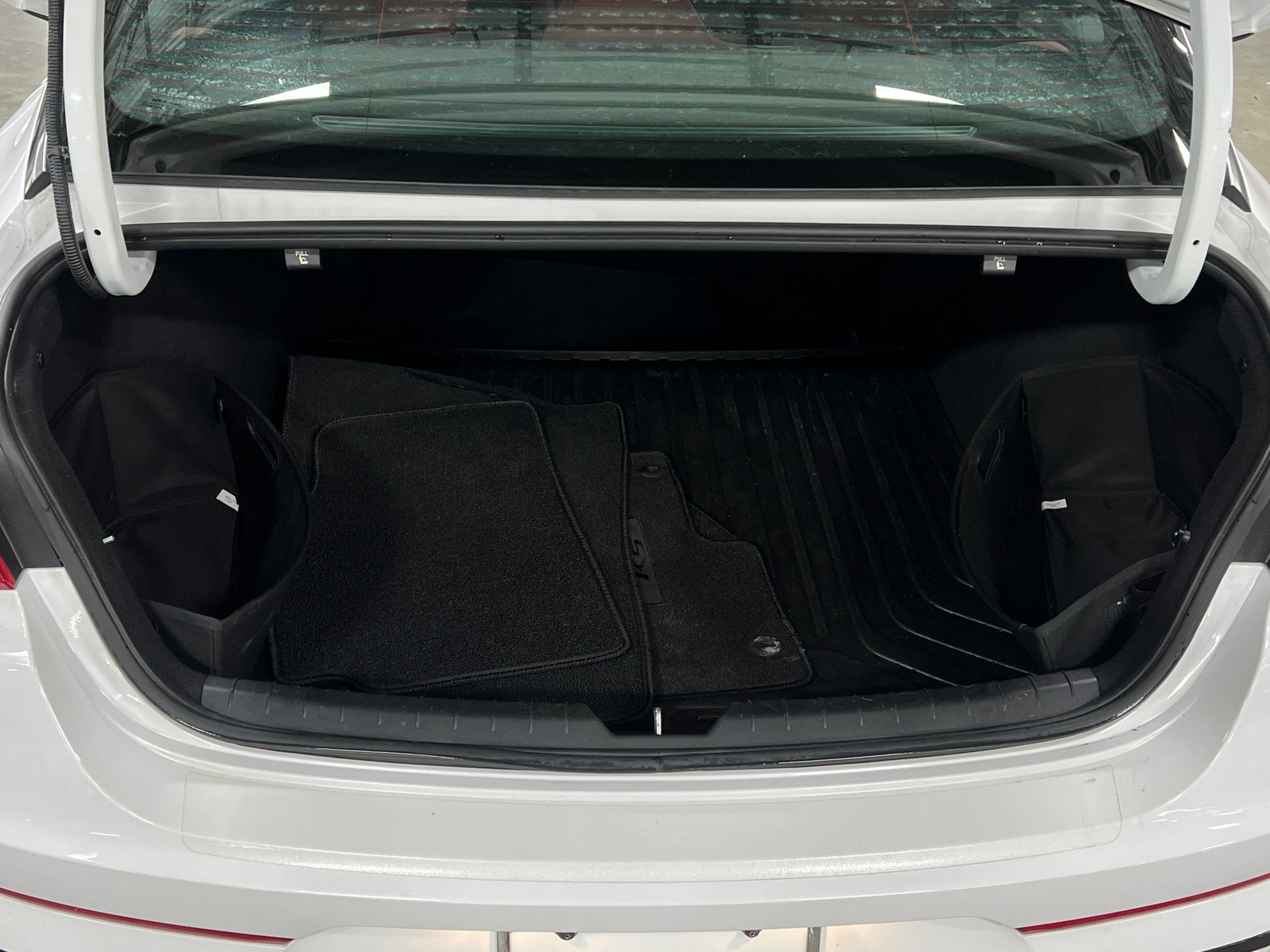 Thumbnail: 2023 Kia K5 - 6