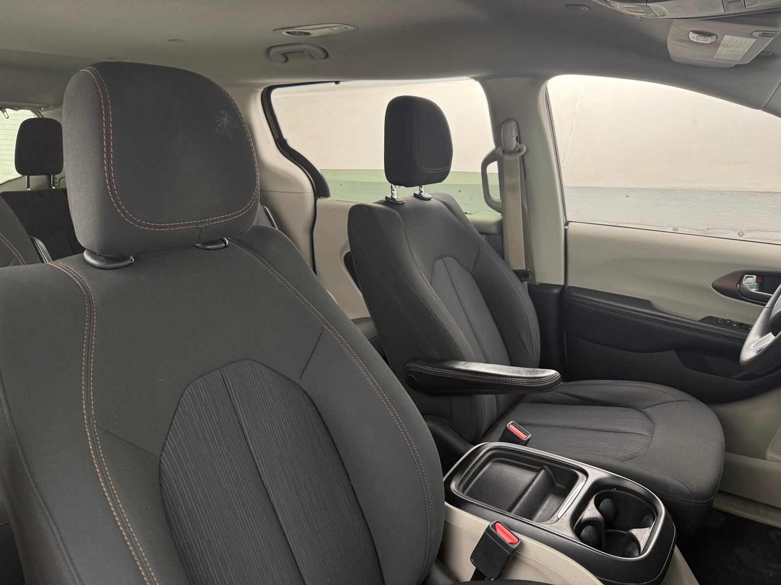 Thumbnail: 2018 Chrysler Pacifica - 2