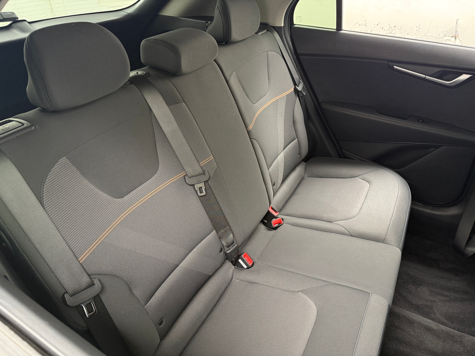 Thumbnail: 2023 Kia Niro - 6