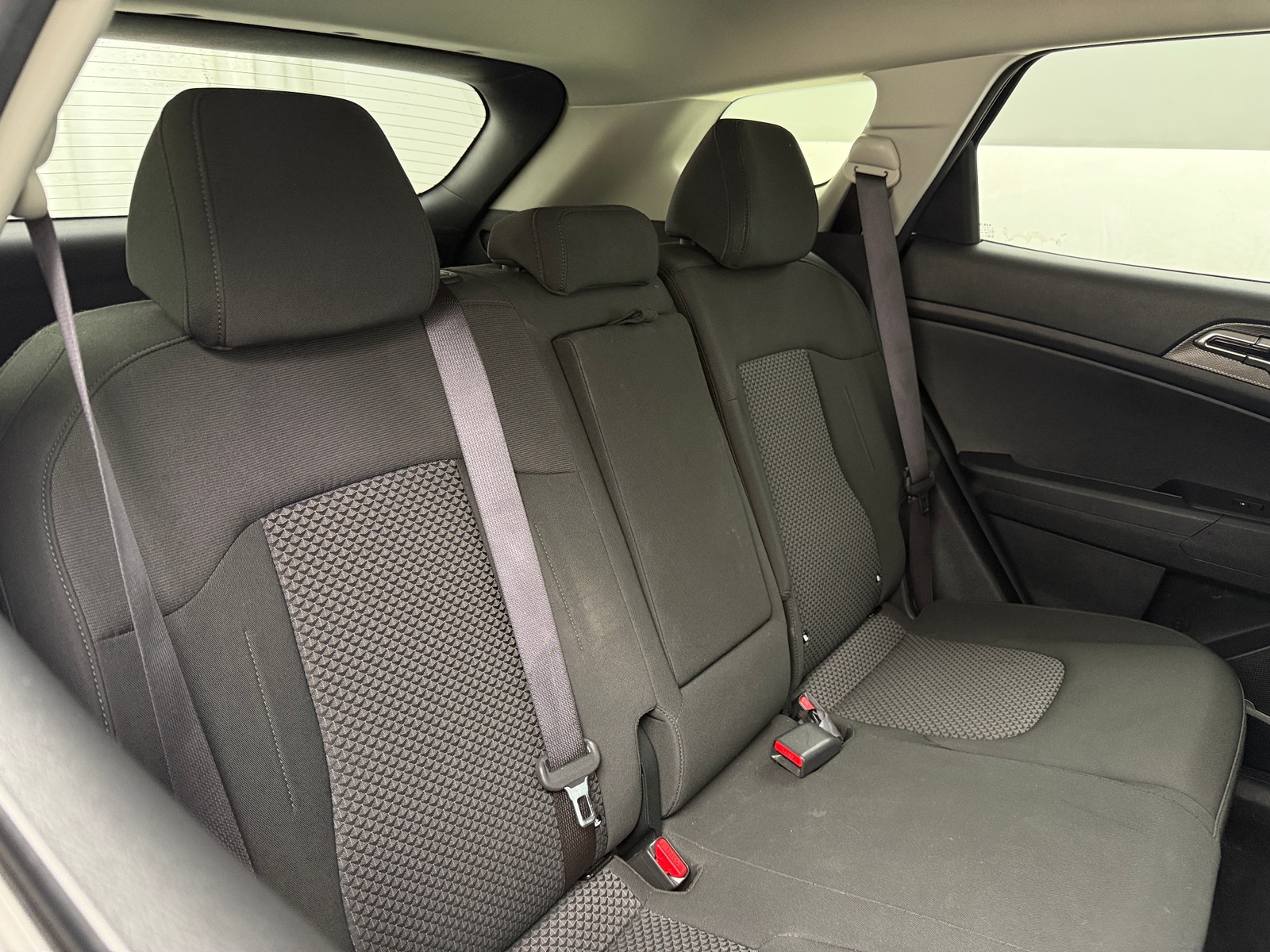 Thumbnail: 2023 Kia Sportage - 6