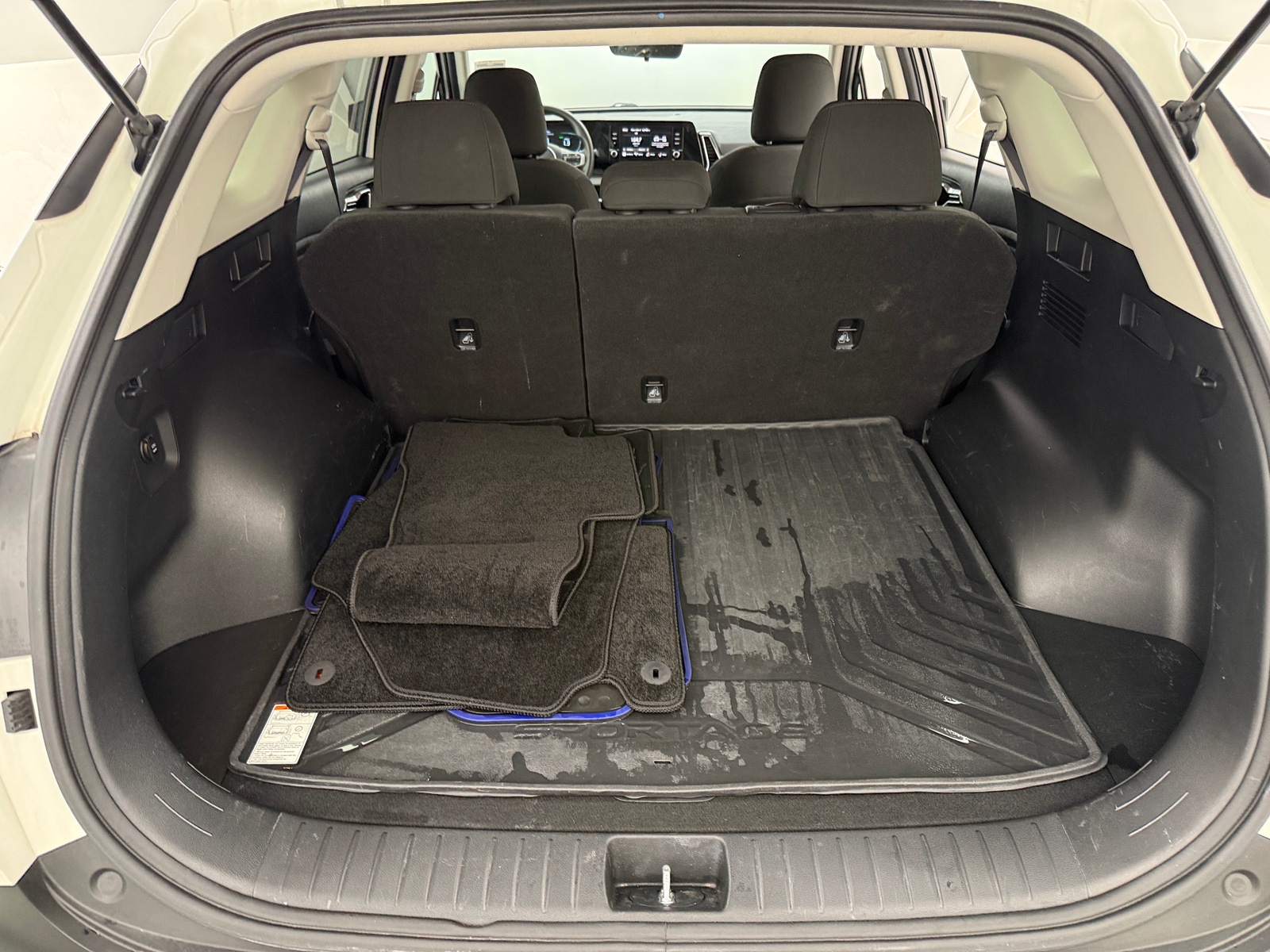 Thumbnail: 2023 Kia Sportage - 7