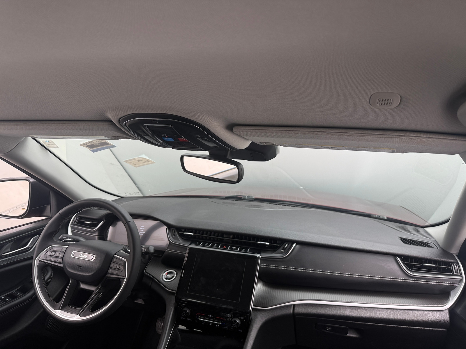 Thumbnail: 2023 Jeep Grand Cherokee - 3