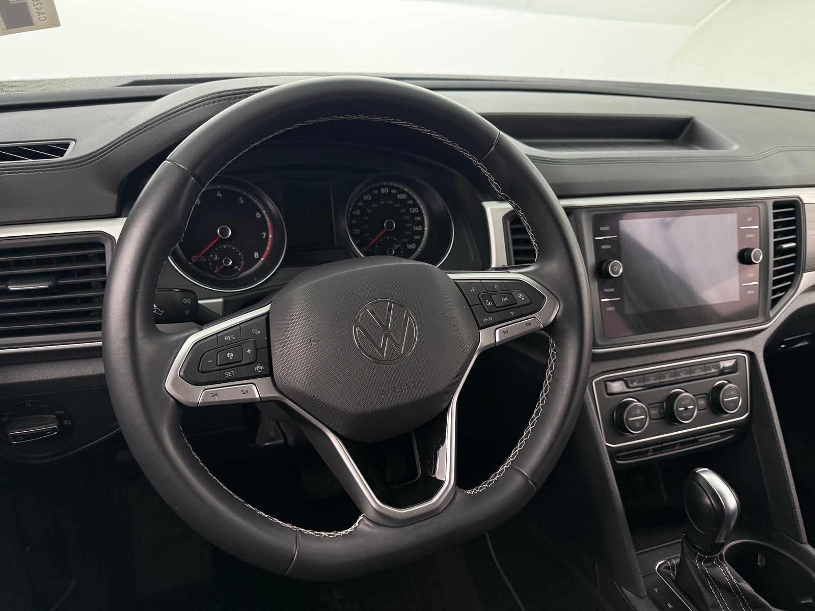 Thumbnail: 2021 Volkswagen Atlas - 4