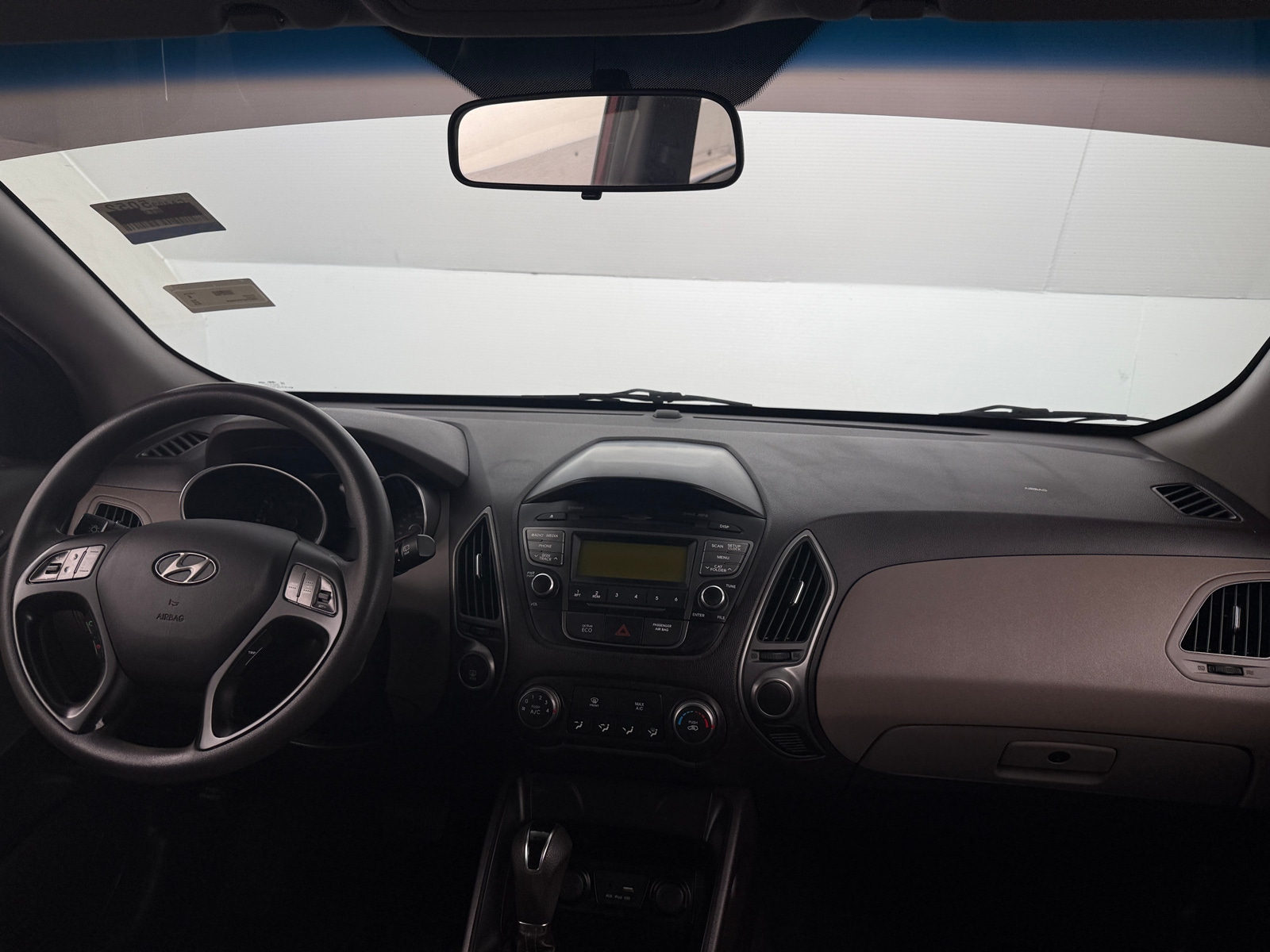 Thumbnail: 2015 Hyundai Tucson - 3