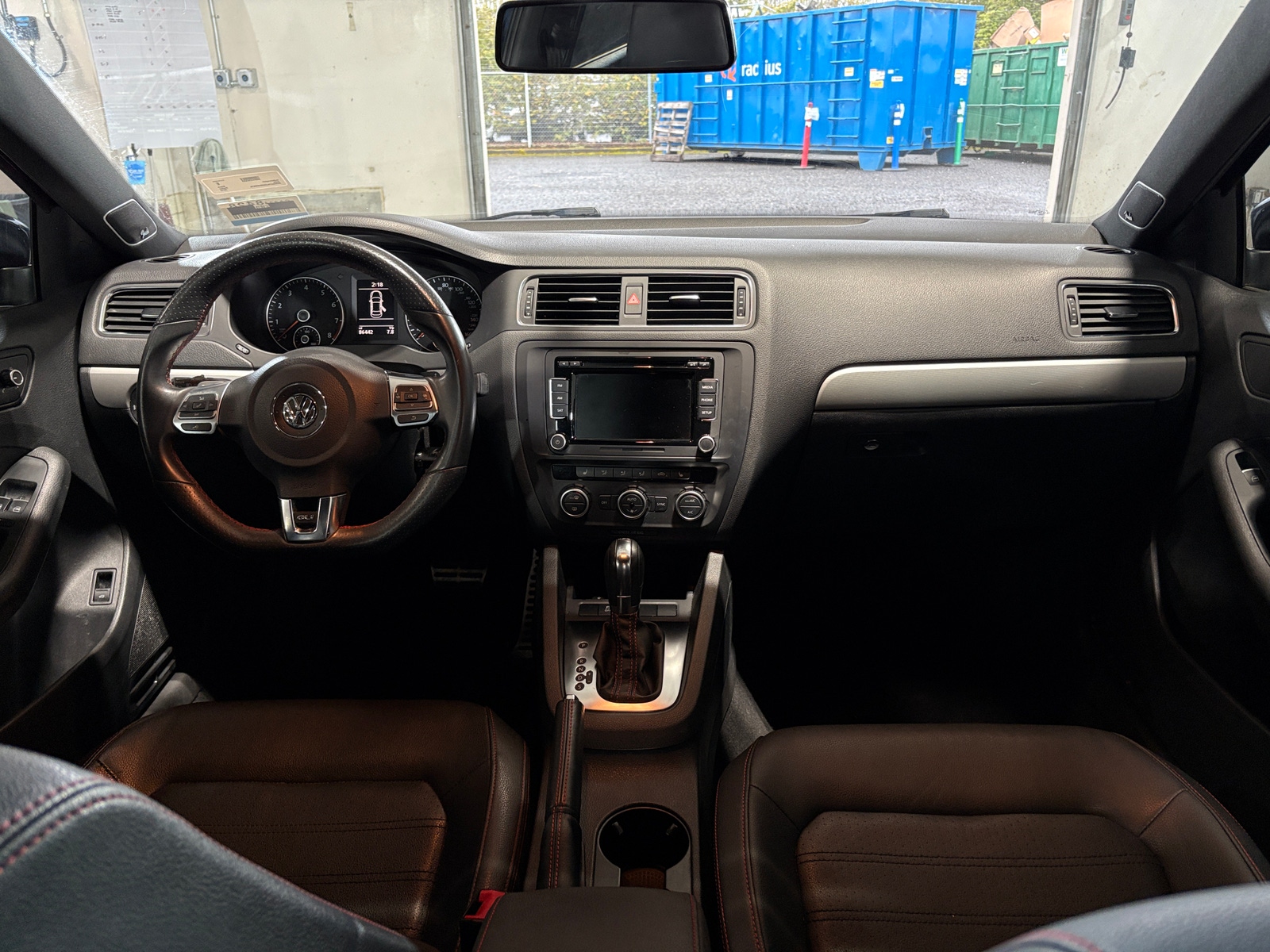 Thumbnail: 2013 Volkswagen Jetta - 3