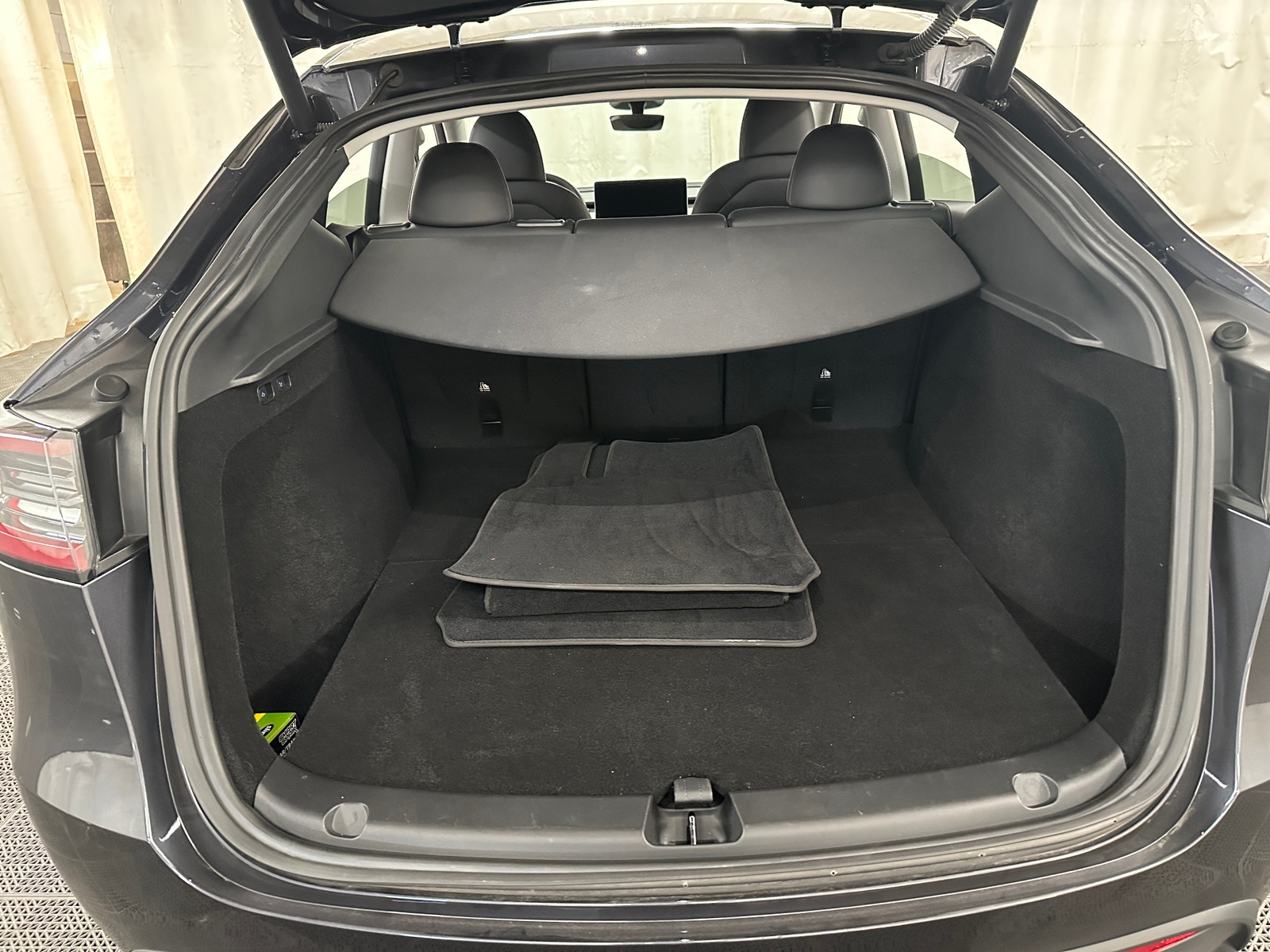 Thumbnail: 2024 Tesla Model Y - 6