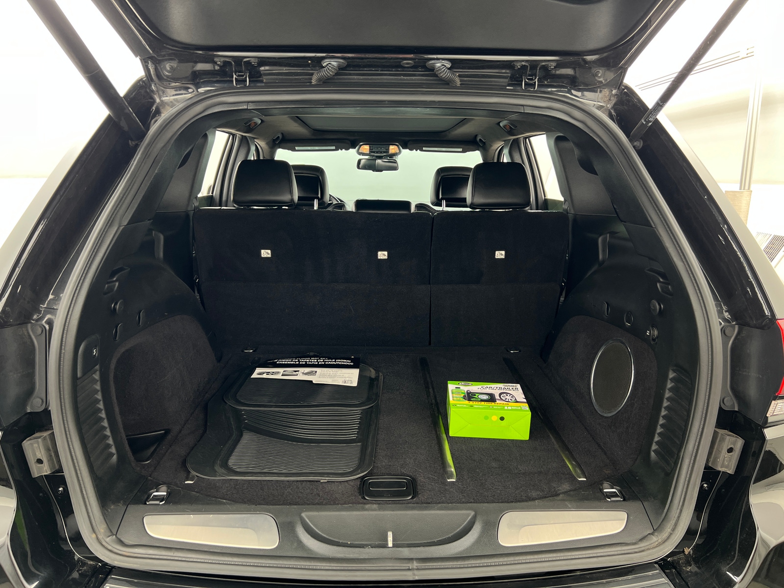 Thumbnail: 2014 Jeep Grand Cherokee - 6