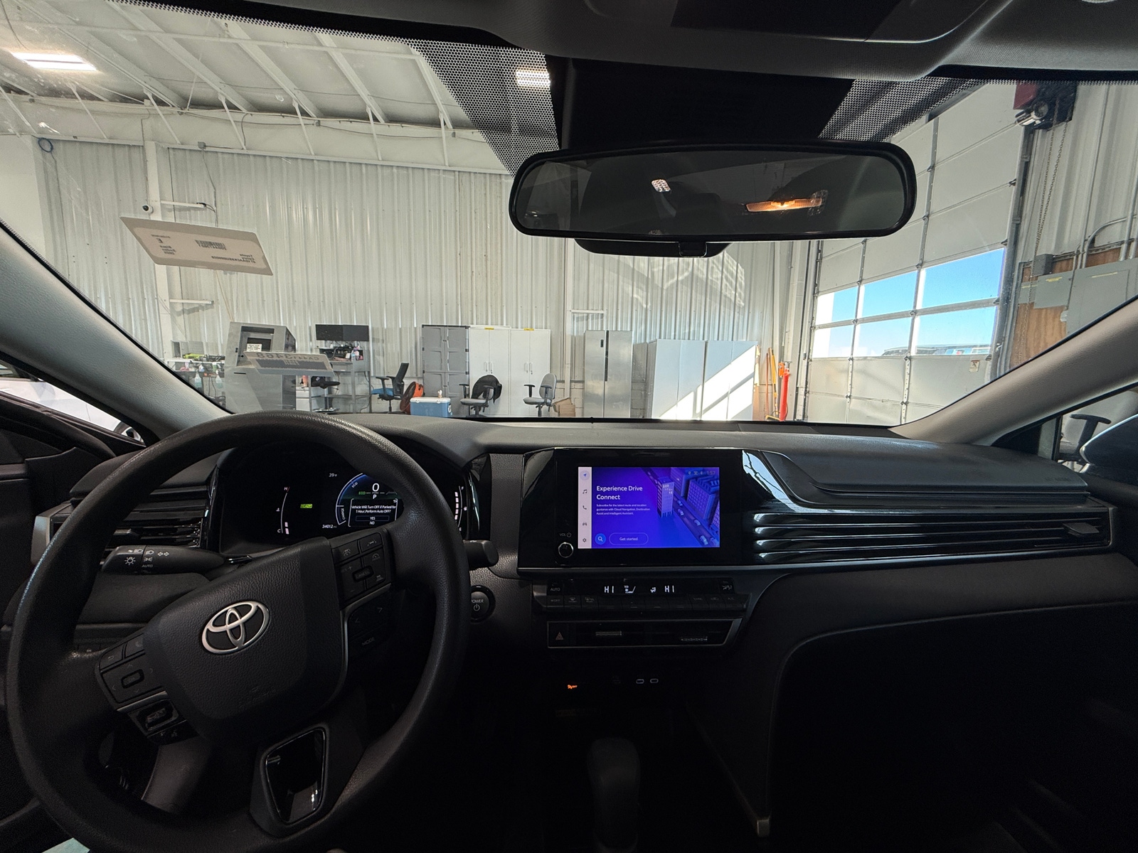 Thumbnail: 2025 Toyota Camry - 3