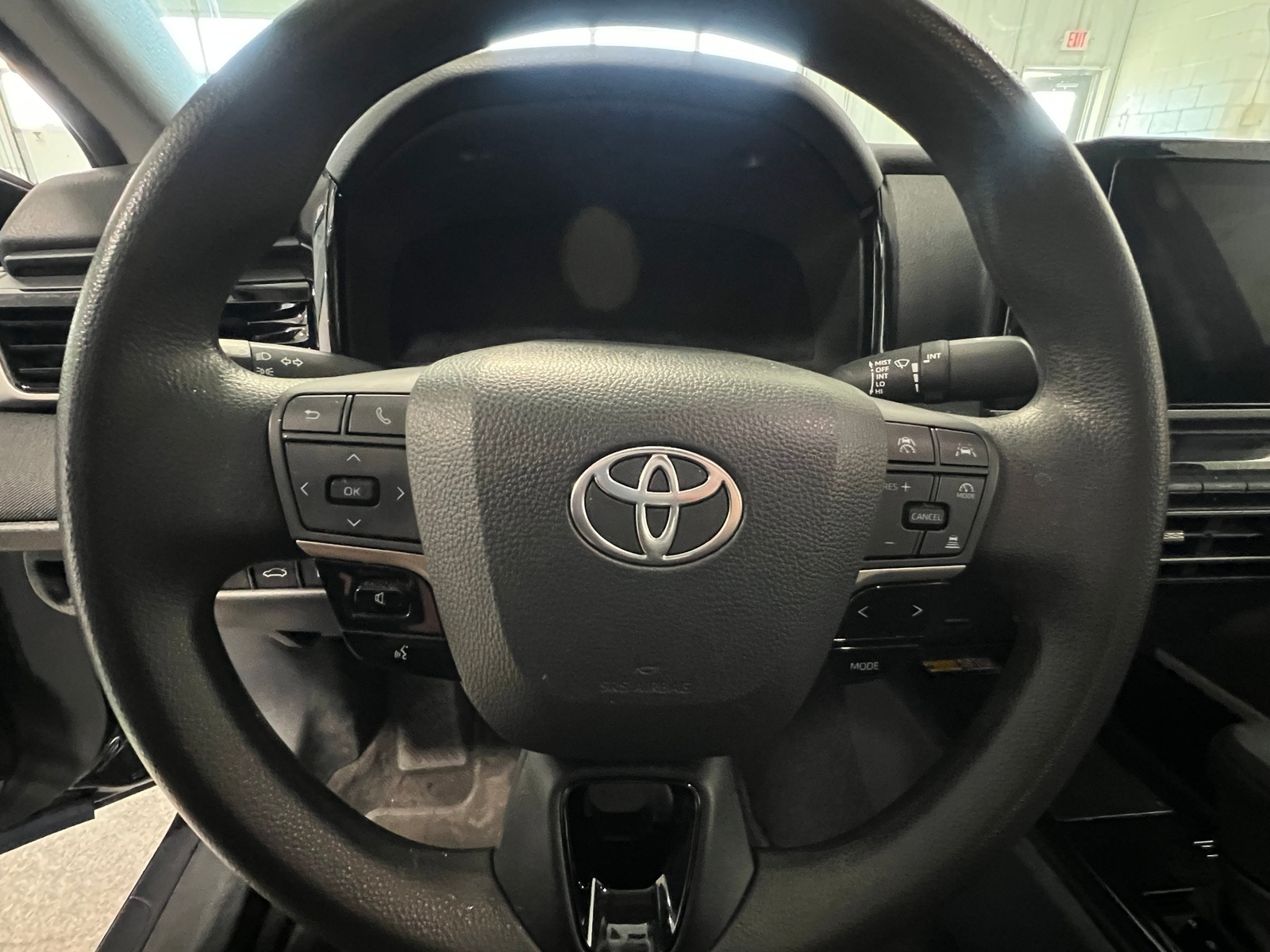 Thumbnail: 2025 Toyota Camry - 5