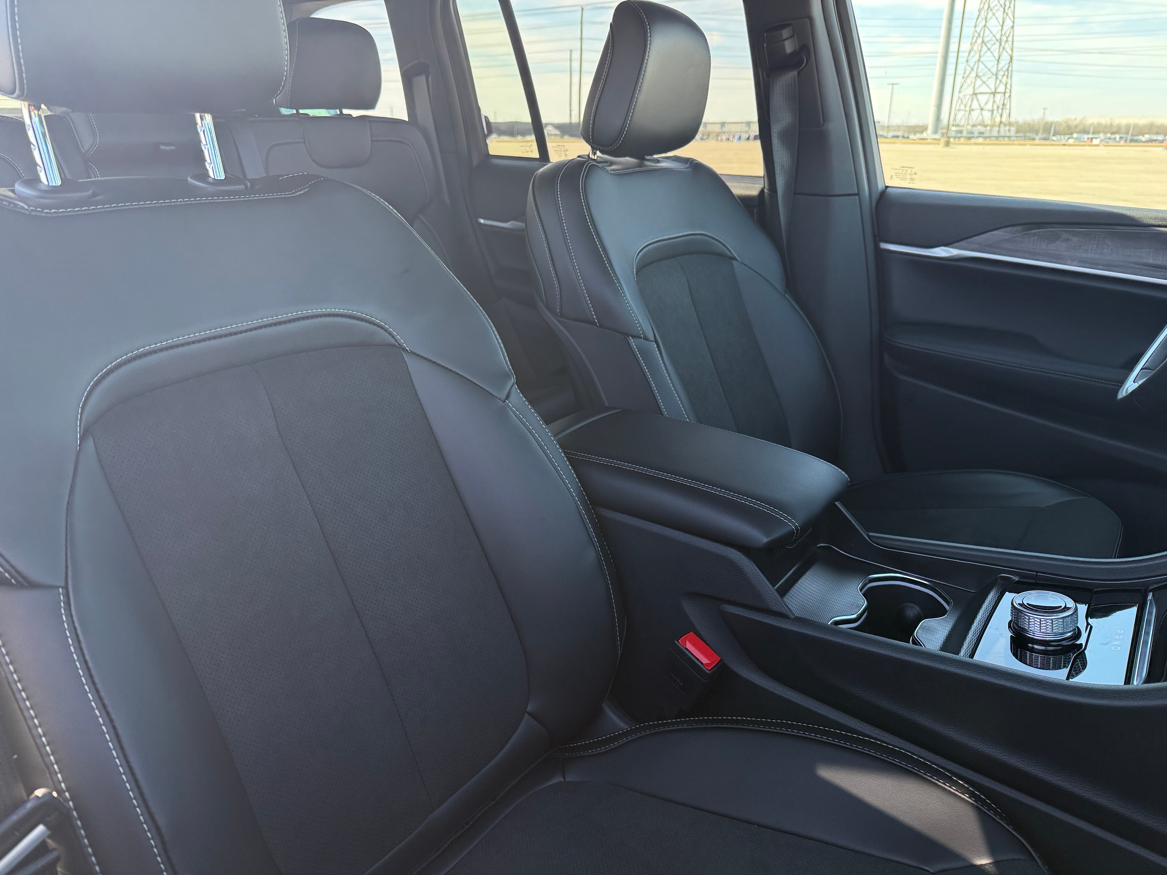 2026 Jeep Grand Cherokee Laredo - Photo 1