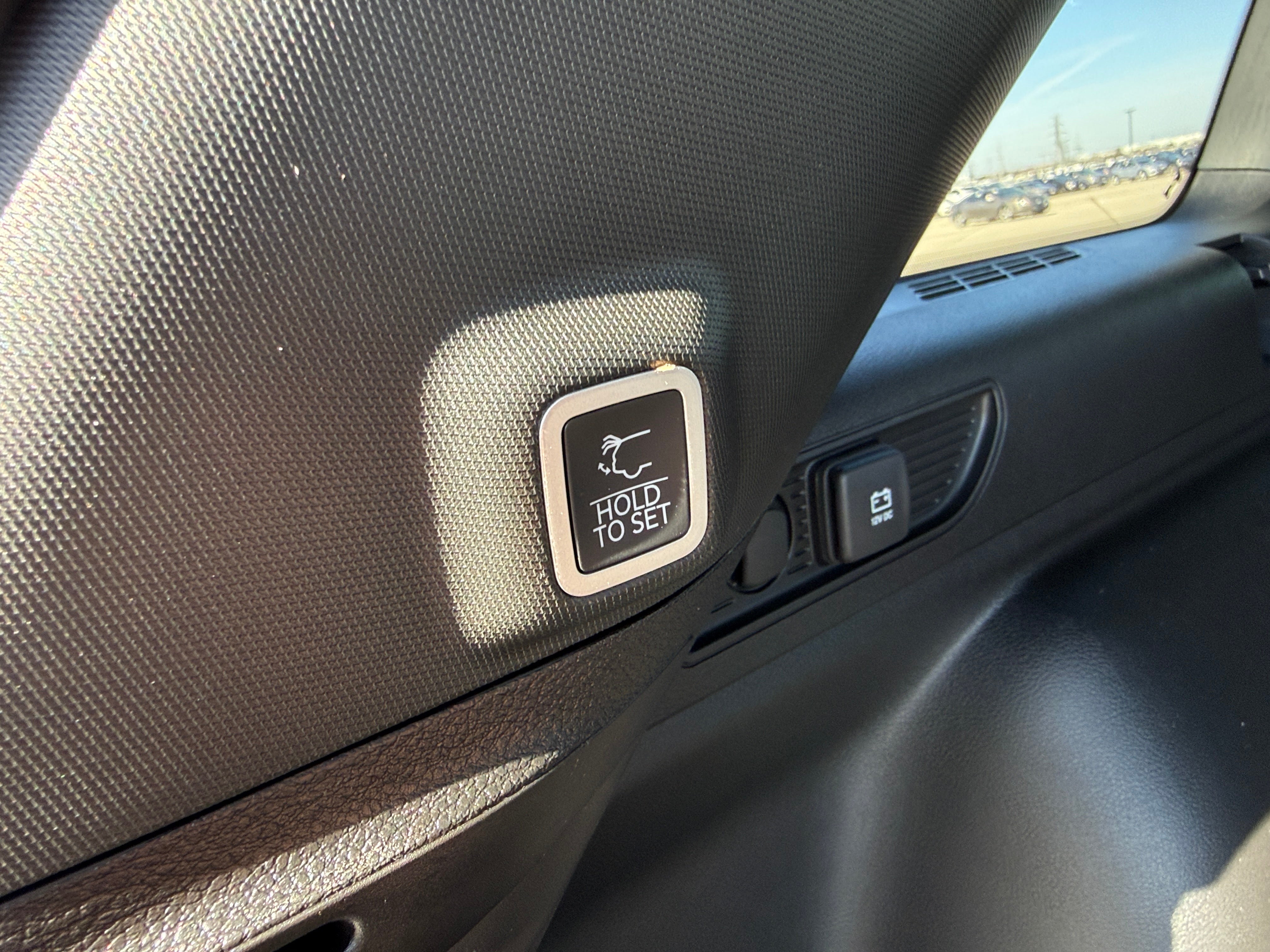 2026 Jeep Grand Cherokee Laredo - Photo 3