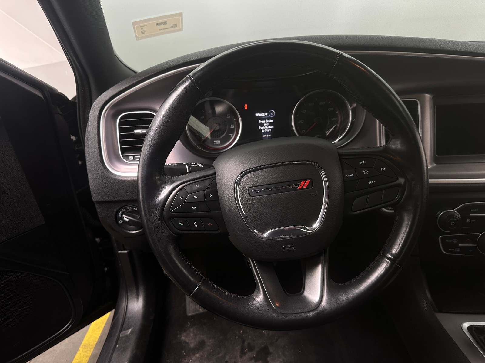 Thumbnail: 2022 Dodge Charger - 4