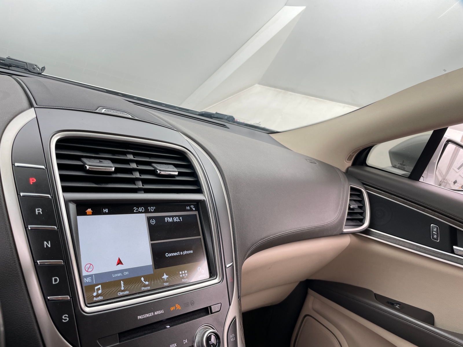 Thumbnail: 2018 Lincoln MKX - 3