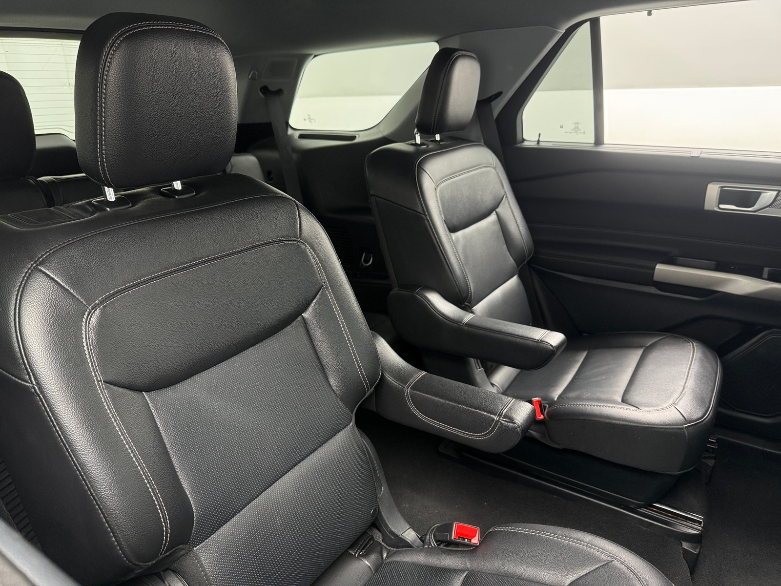 Thumbnail: 2023 Ford Explorer - 5