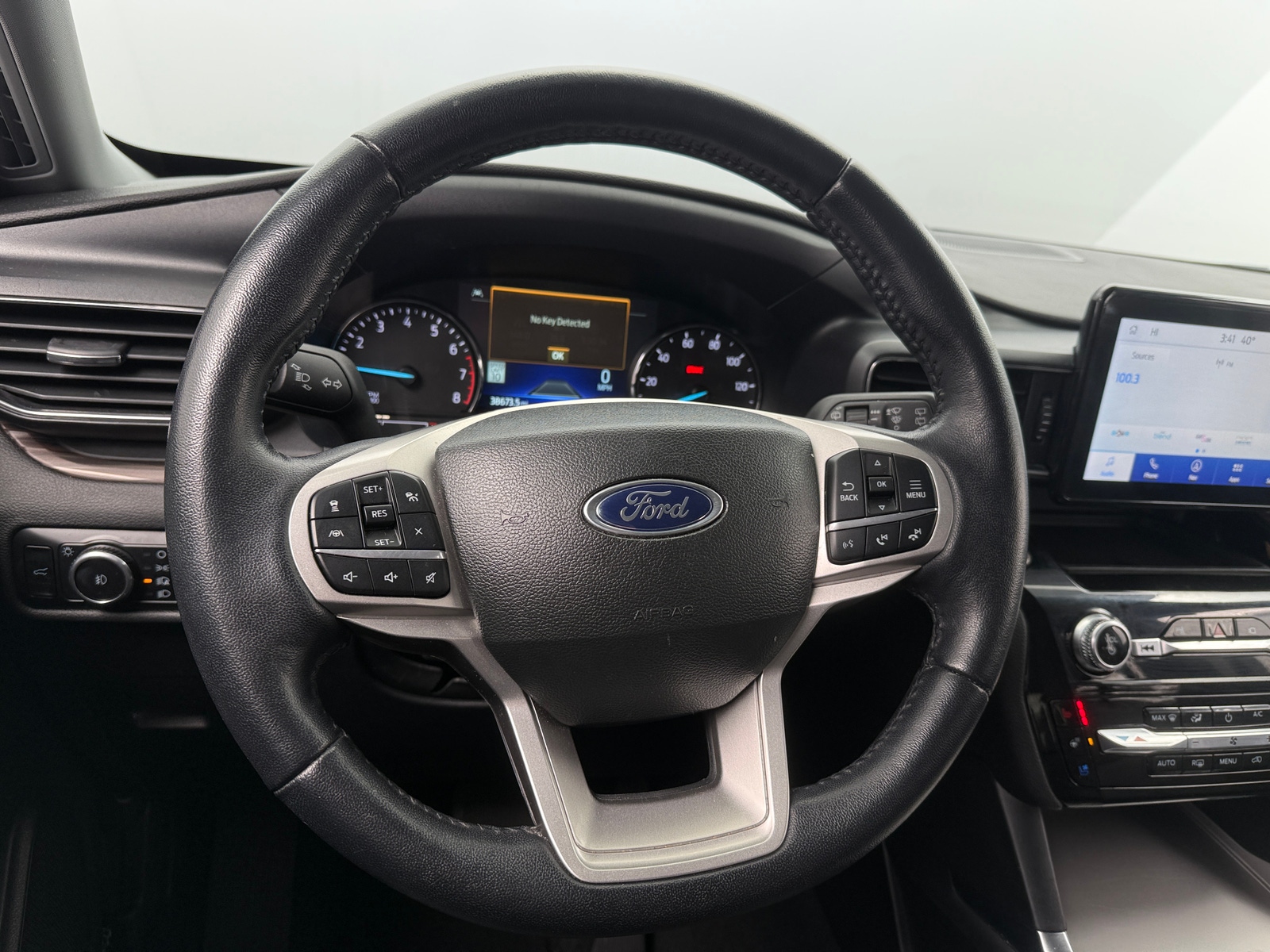 Thumbnail: 2023 Ford Explorer - 4