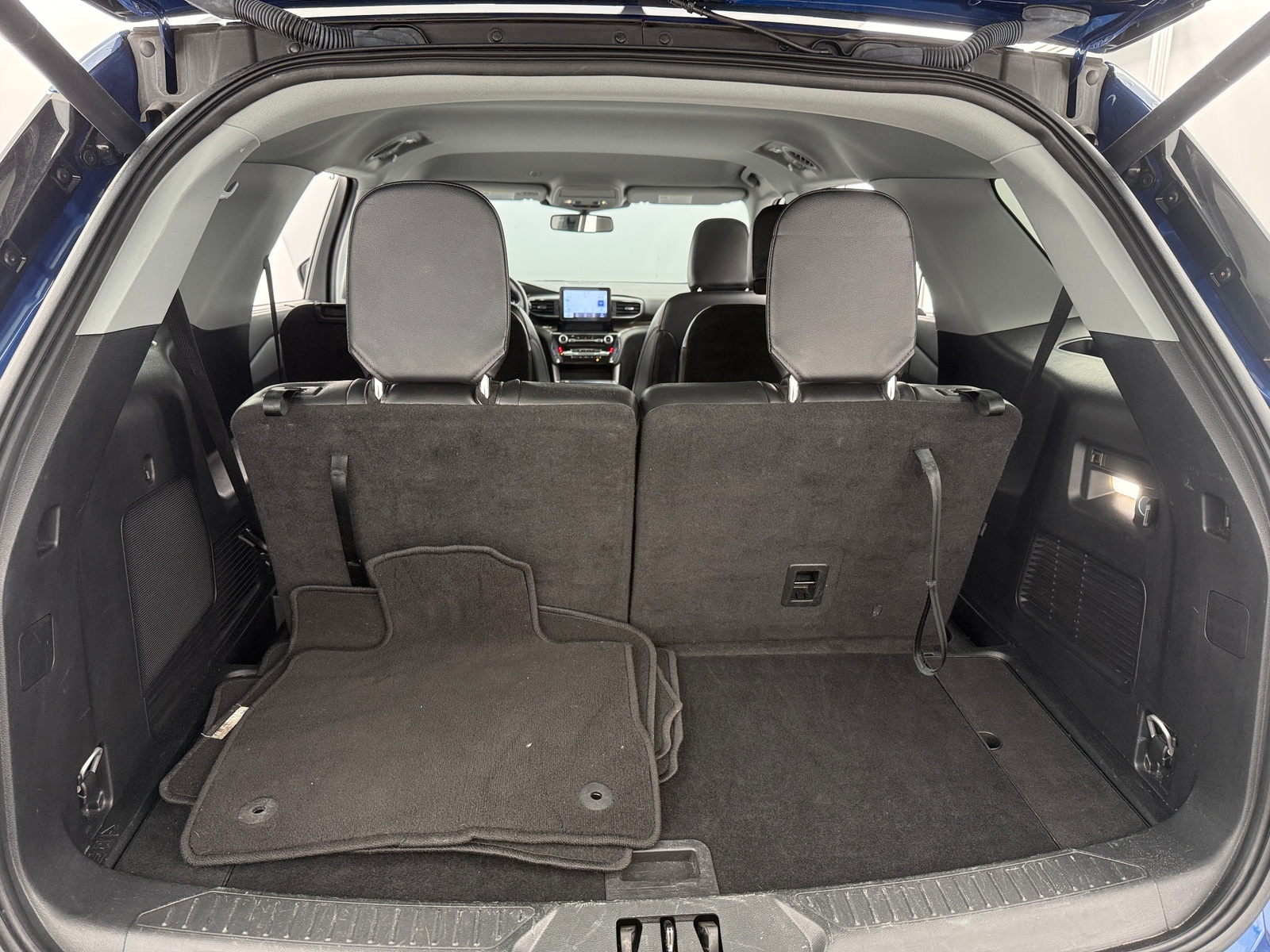 Thumbnail: 2023 Ford Explorer - 6