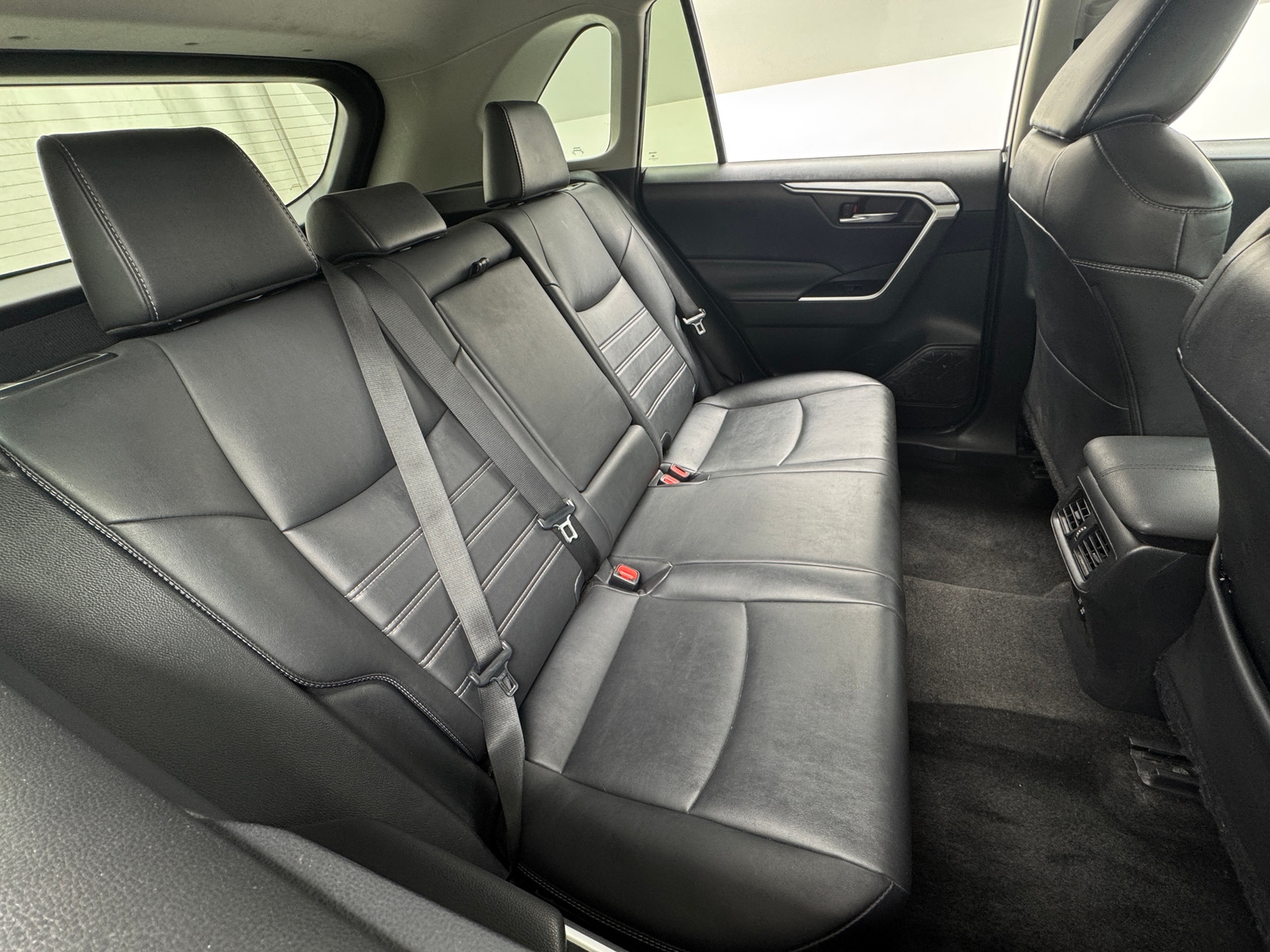 Thumbnail: 2021 Toyota RAV4 - 5